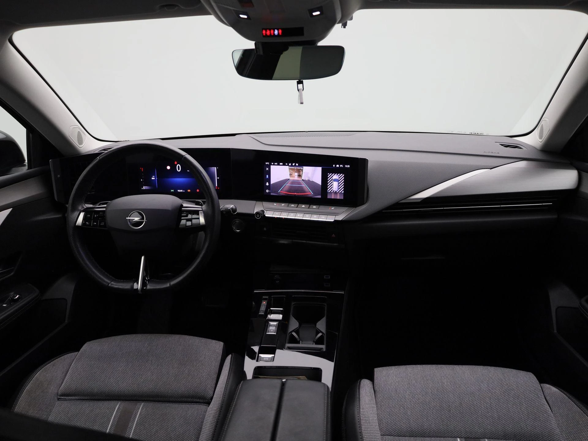 Opel-Astra-image-34