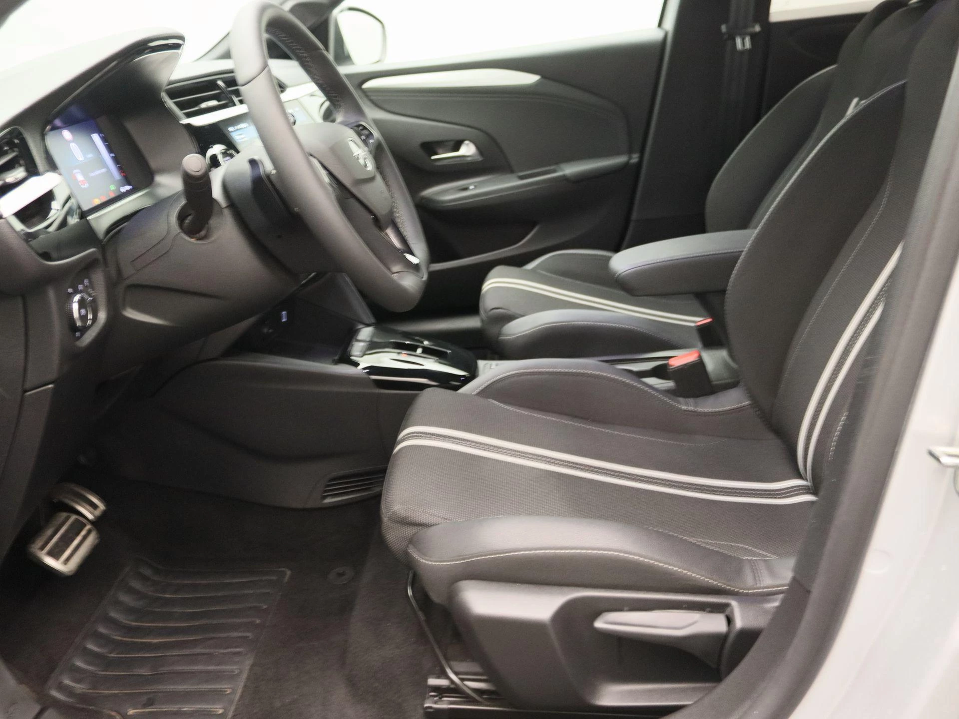 Opel-Corsa-image-11