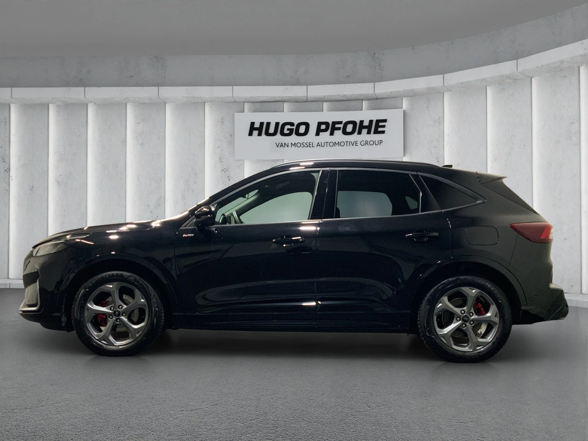 Ford Kuga ST-Line X Aut.*PANO*AHK*360GRAD*LED-MATRIX*NAVI*GRA*WINTER-PKT.