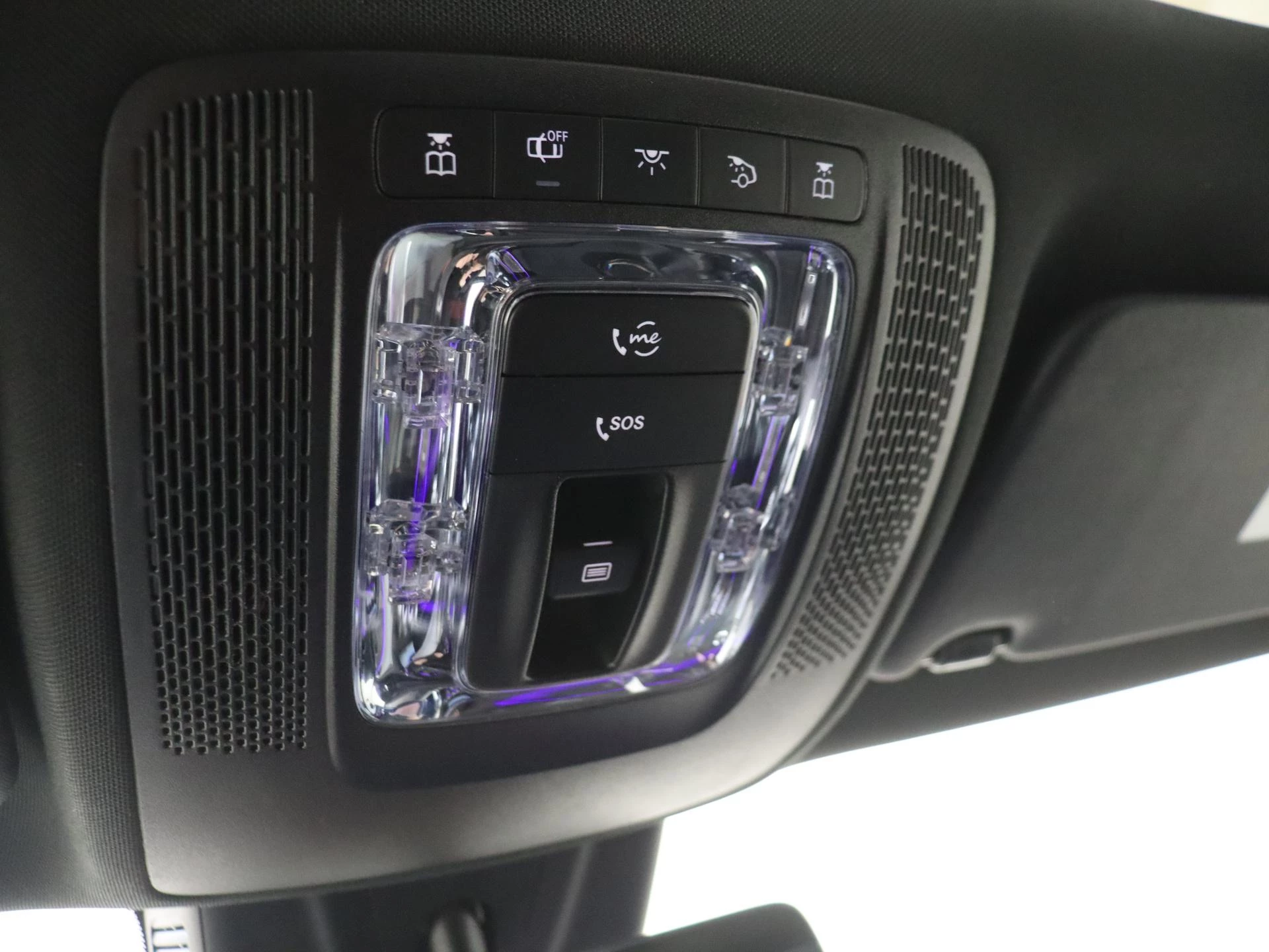 Mercedes-Benz-B-Klasse-image-22