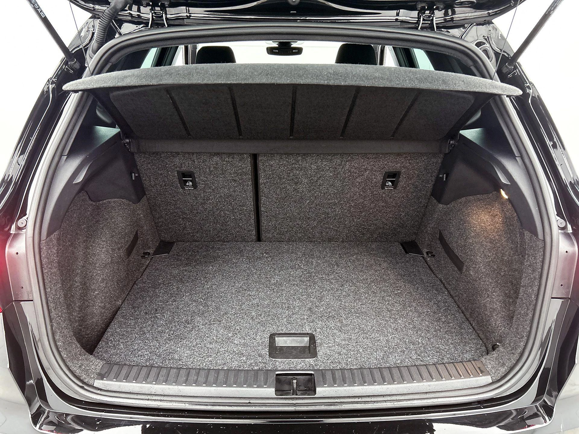 SEAT-Arona-image-16