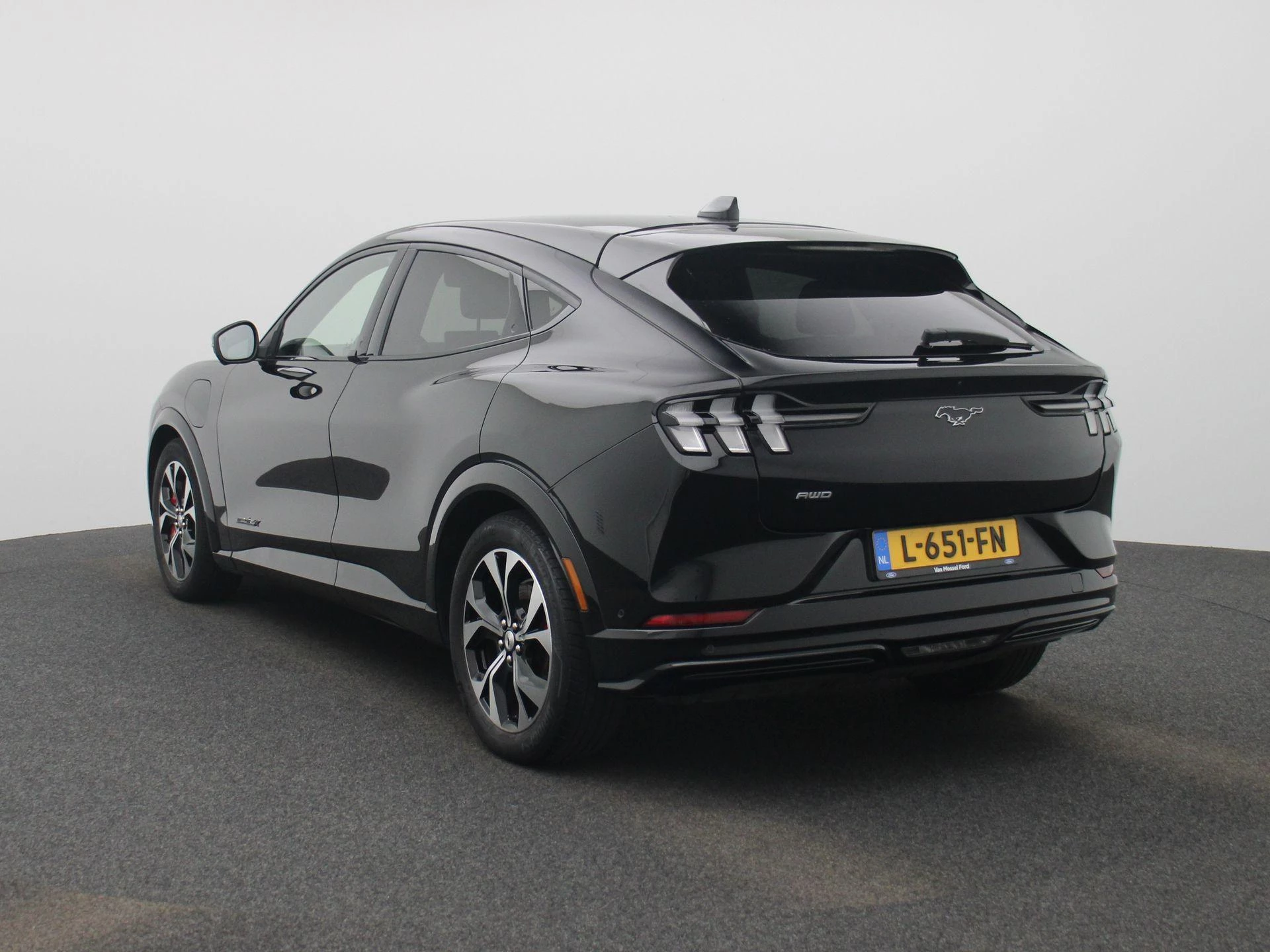 Ford Mustang Mach-E Extended AWD 98 kWh