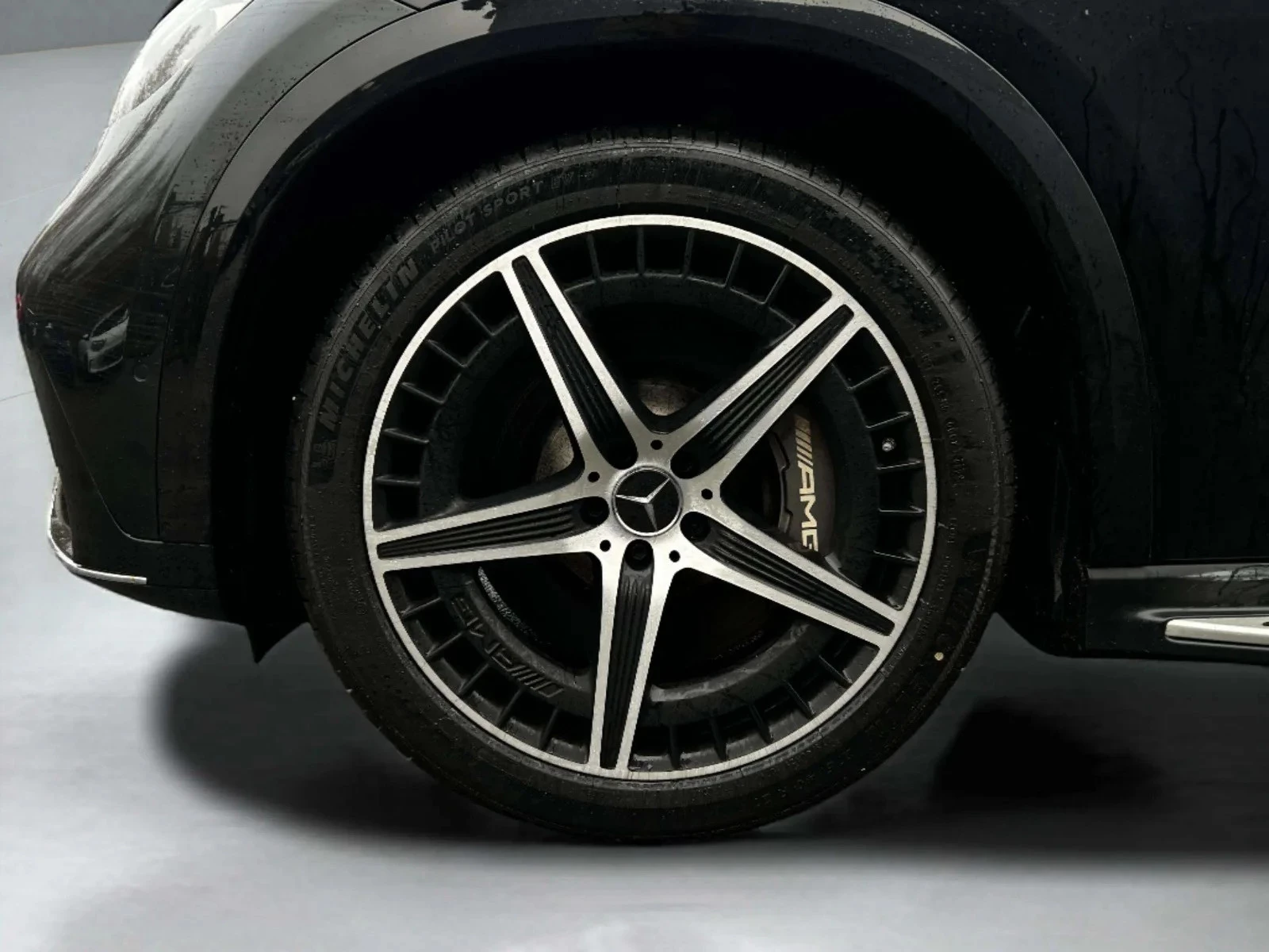 Mercedes-Benz-EQE-image-8