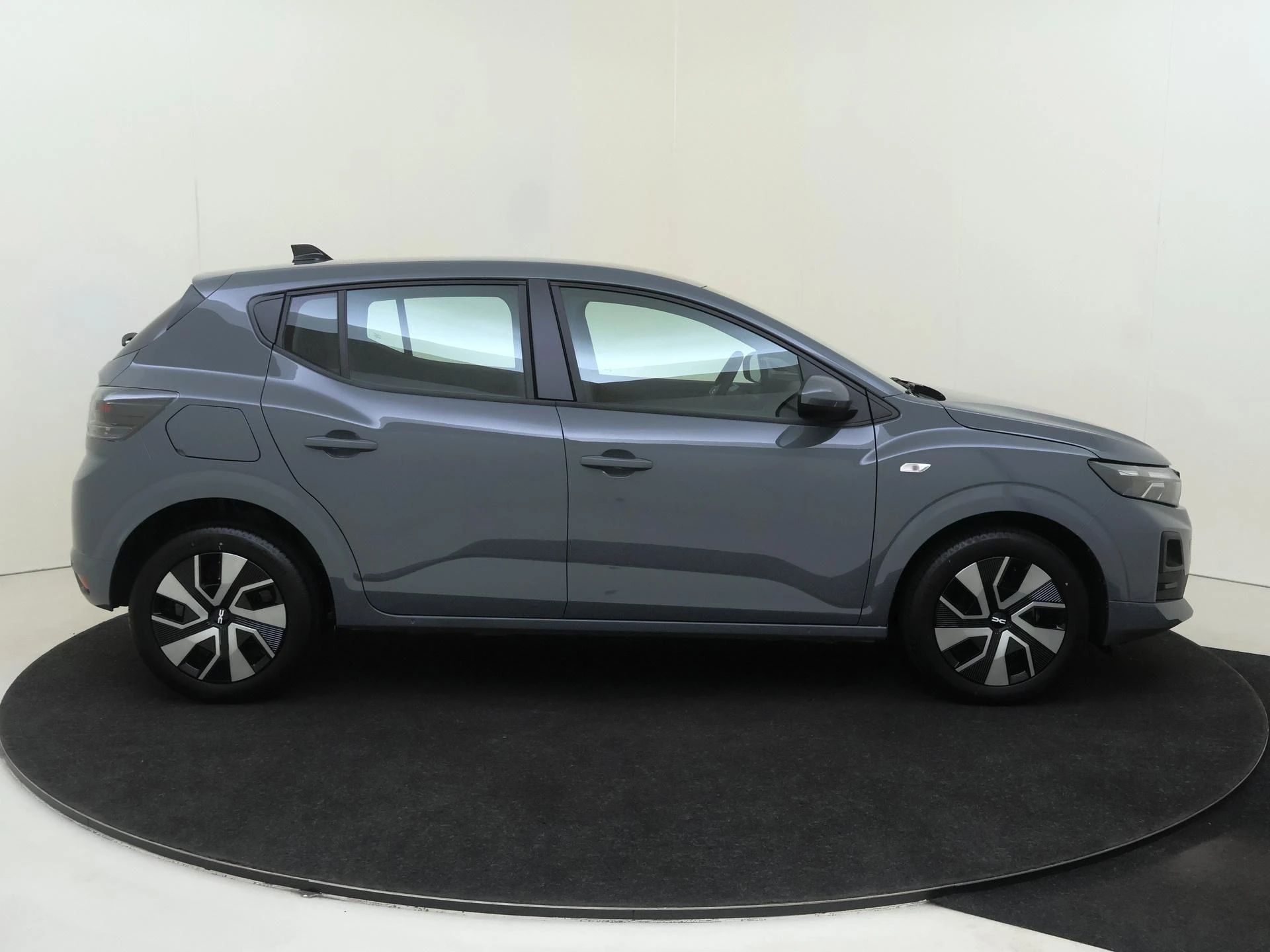 Dacia-Sandero-image-8