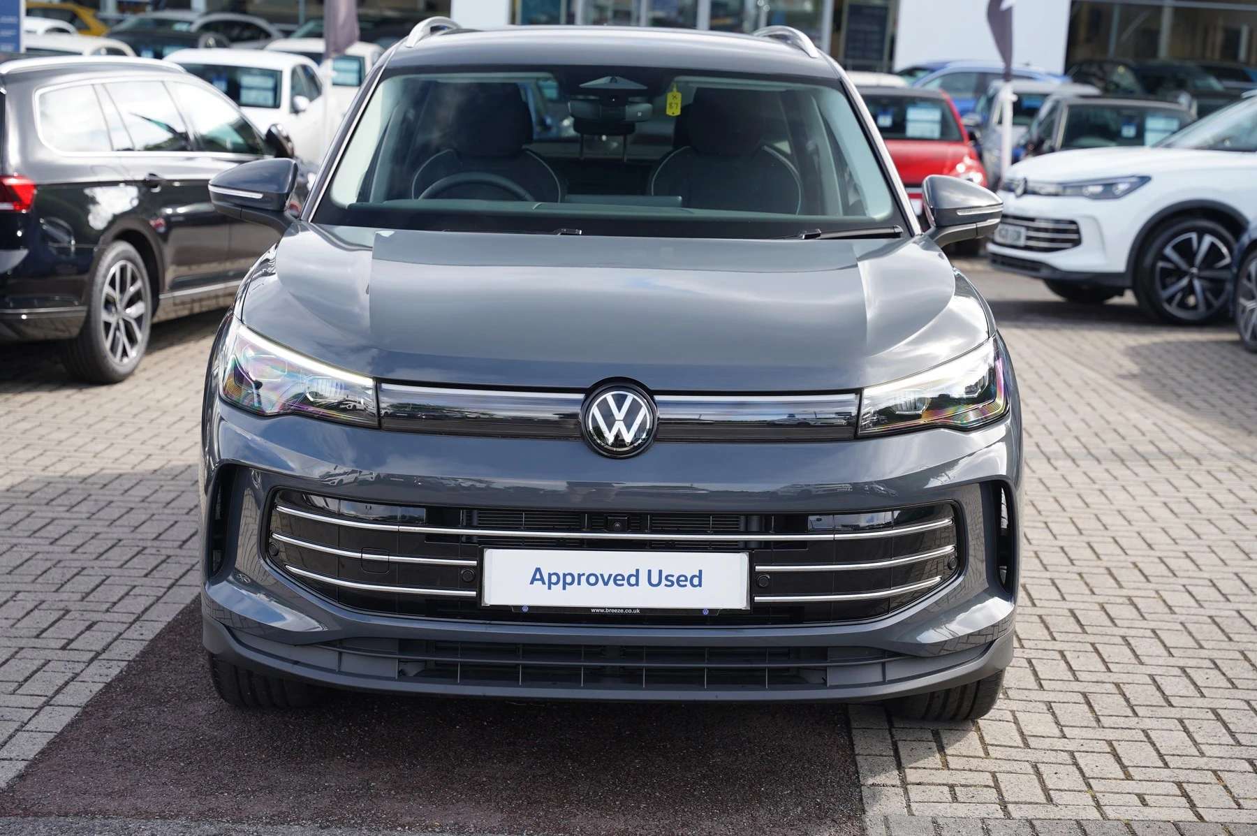 Volkswagen-Tiguan-image-30