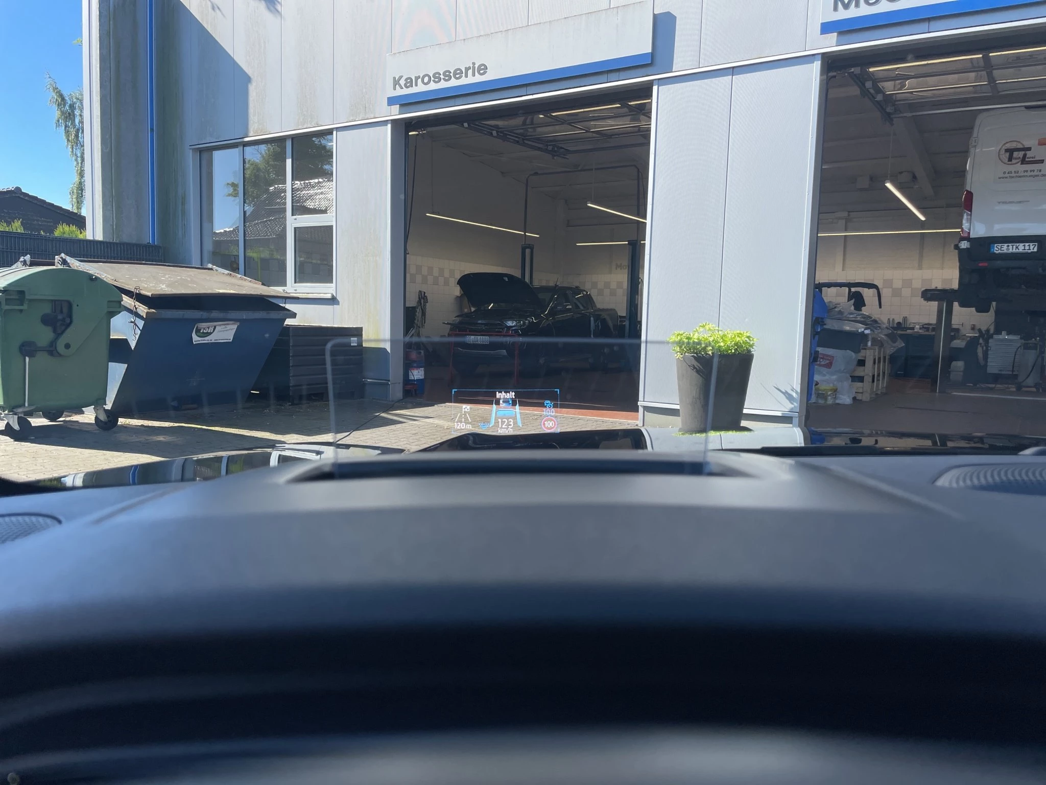 Ford Kuga ST-Line X Aut.*PANO*AHK*360GRAD*LED-MATRIX*NAVI*GRA*WINTER-PKT.