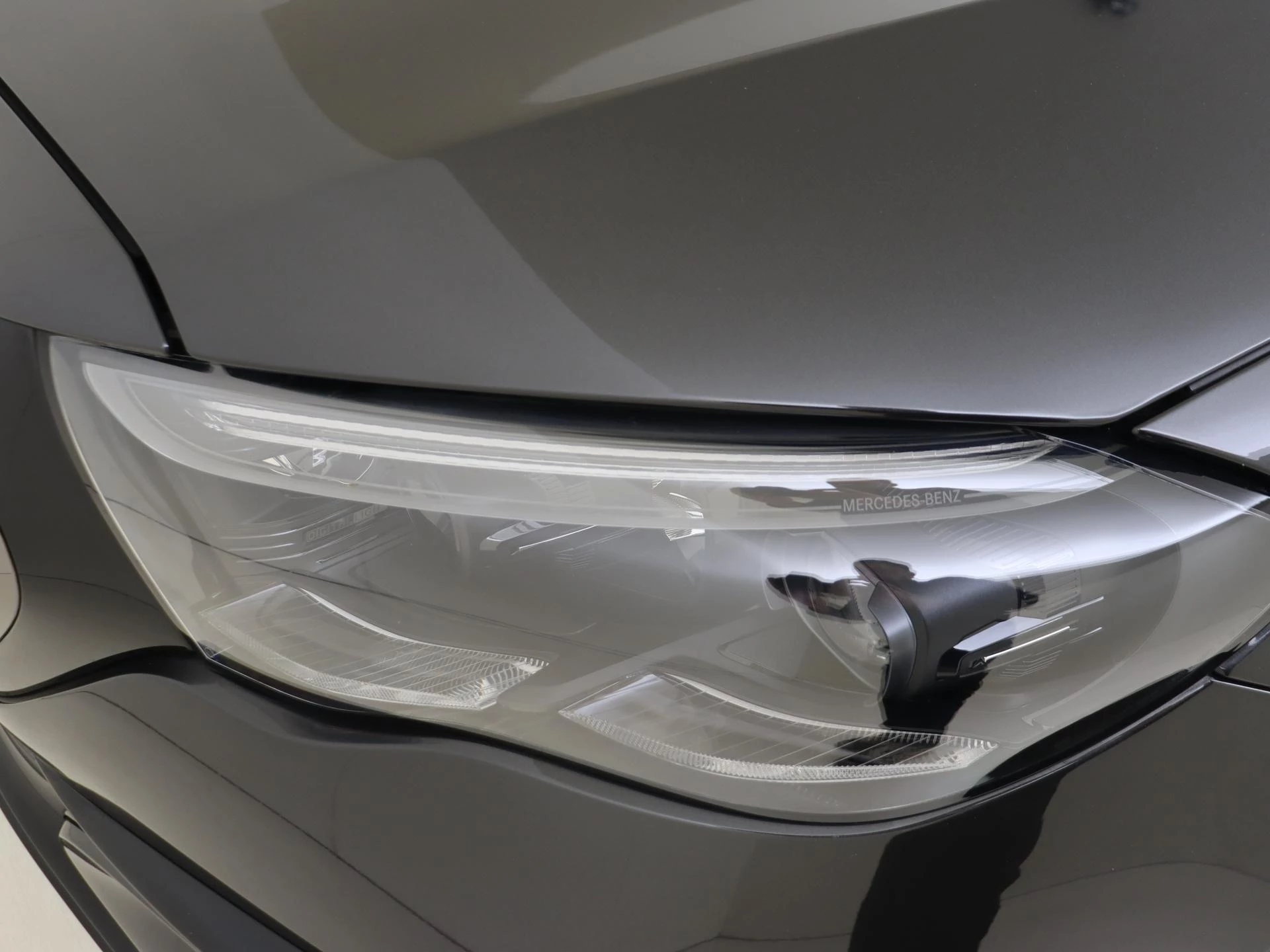 Mercedes-Benz-E-Klasse-image-42