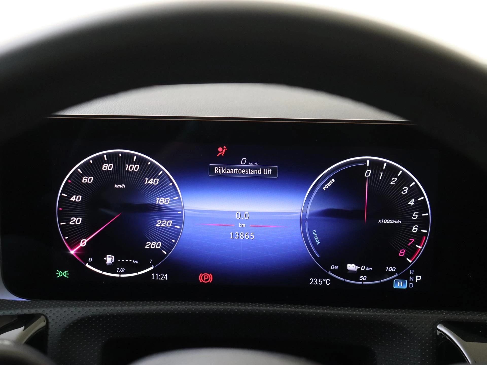 Mercedes-Benz-A-Klasse-image-11