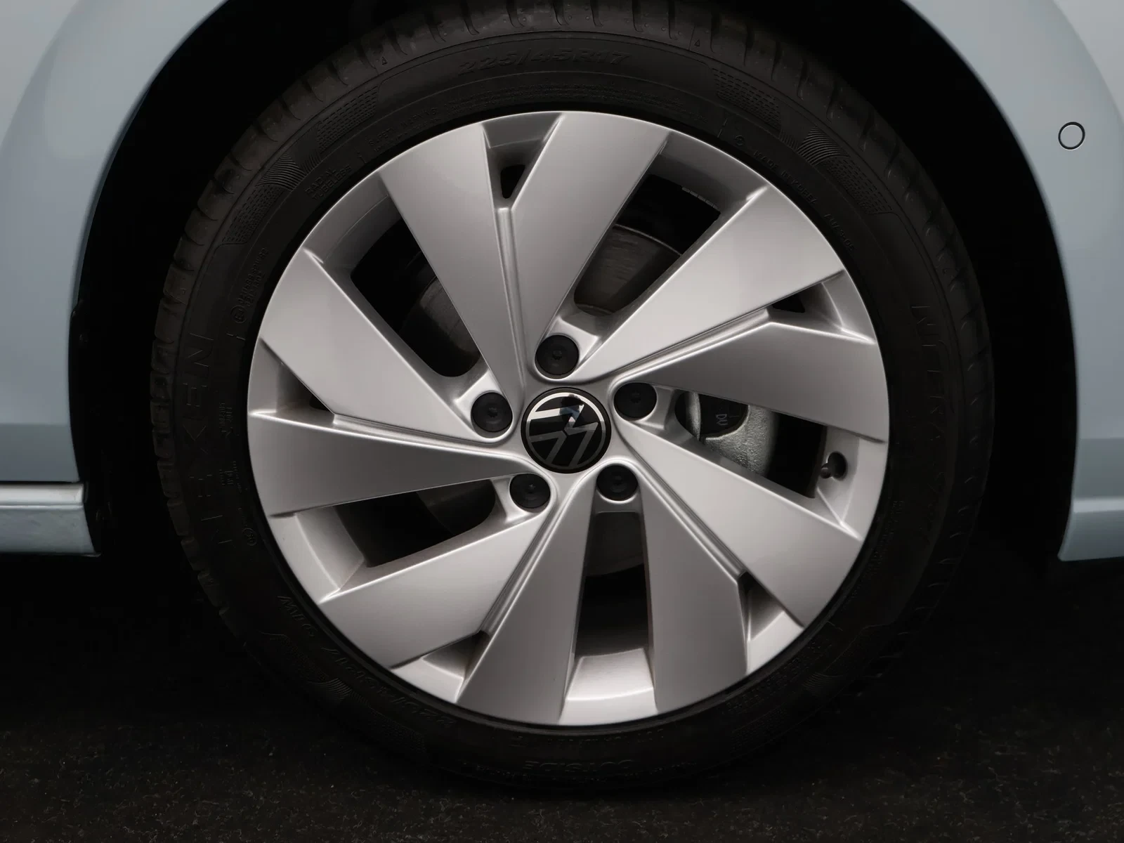 Volkswagen Golf VIII Golf Style Business 1.5 eTSI 150pk AUTOMAAT *DEMO*