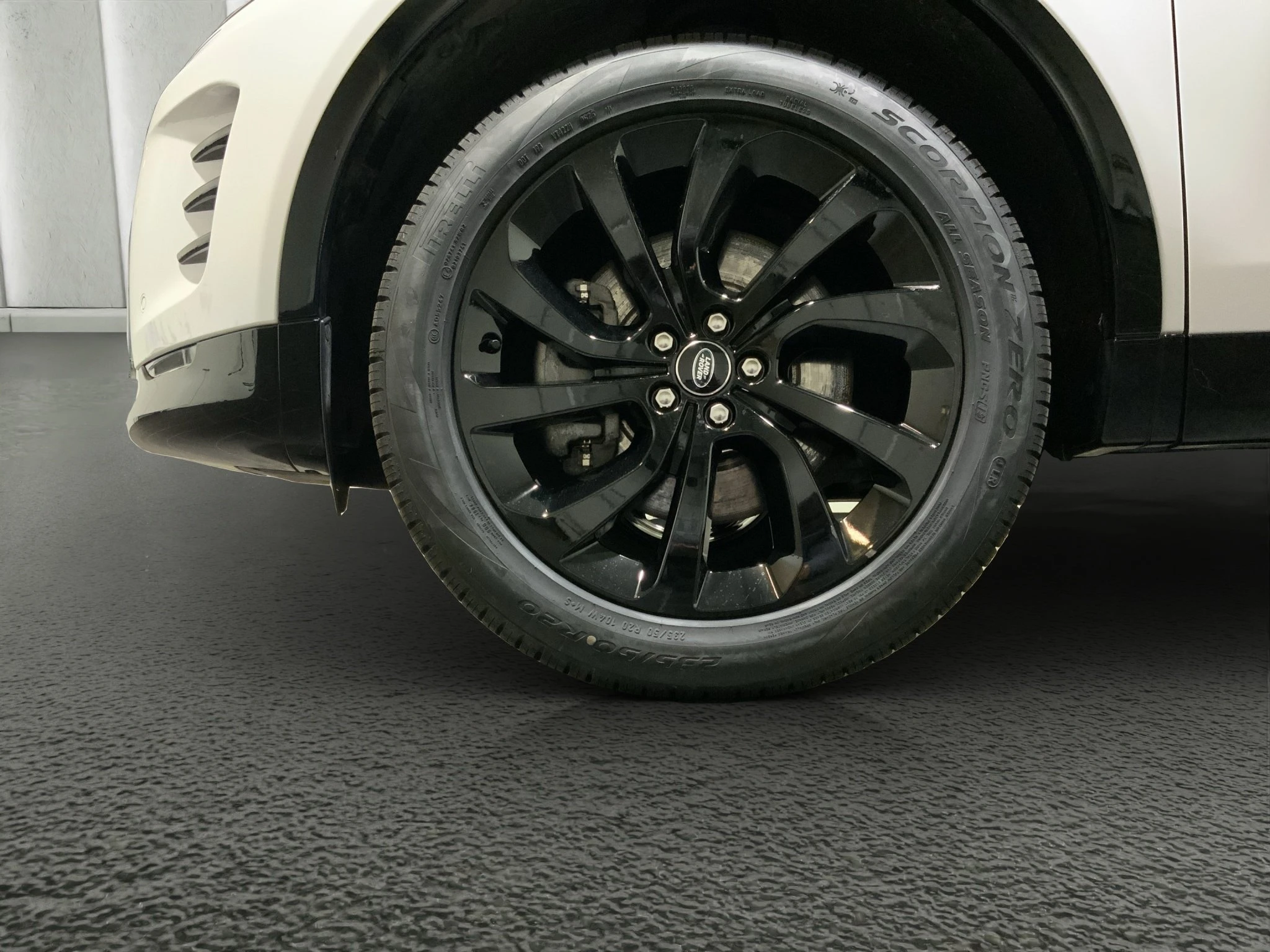 Land Rover Discovery Sport D200 Mild-Hybrid Dynamic HSE