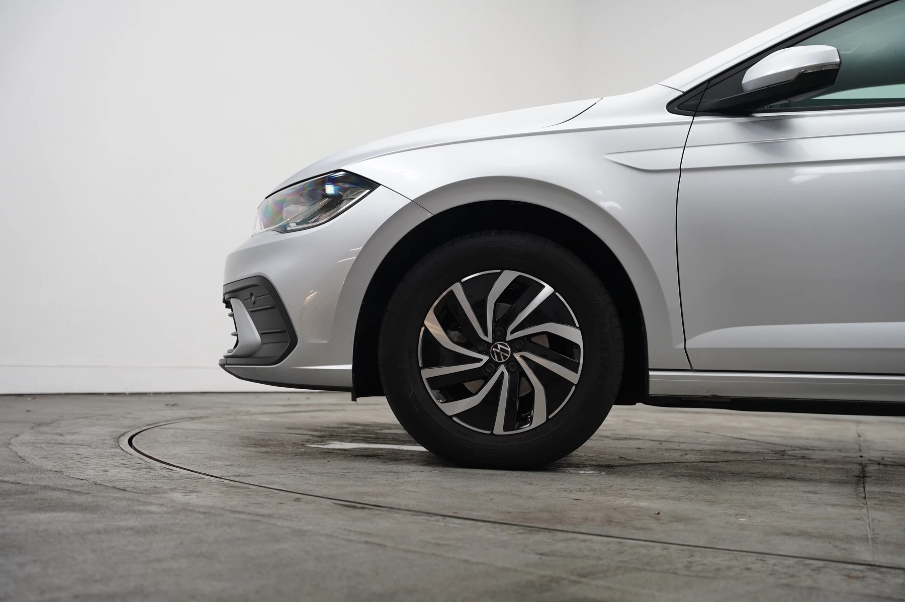 Volkswagen Polo 1.0 TSI Life 5dr