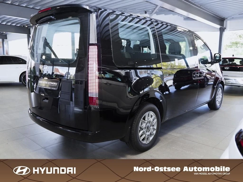 Hyundai-Staria-image-4