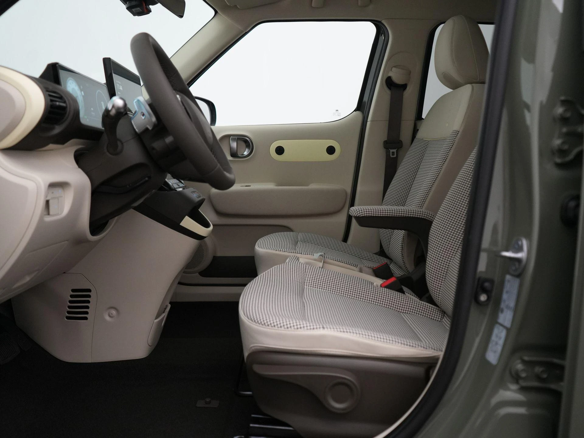 Hyundai-Inster-image-38