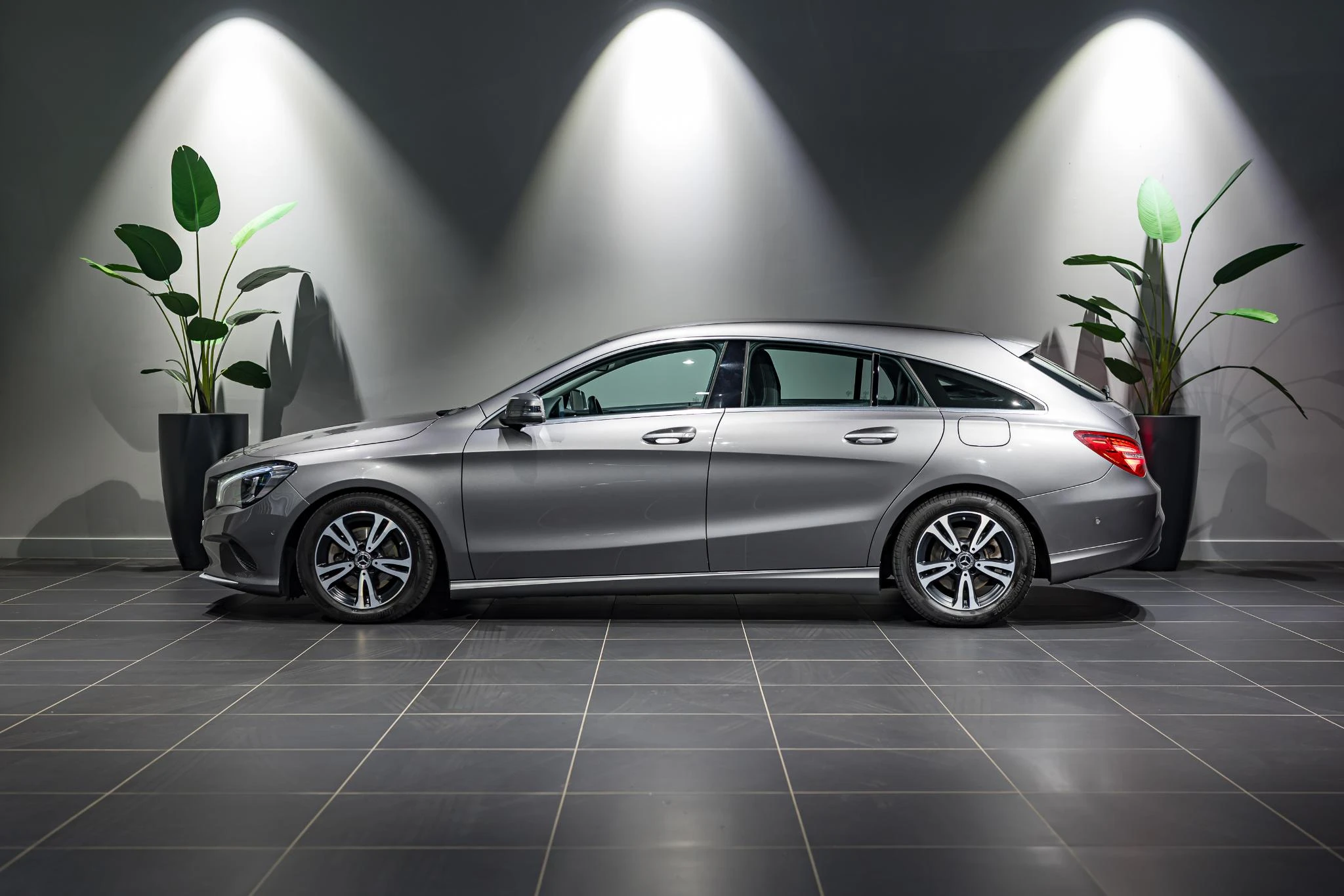 Mercedes-Benz CLA Shooting Brake CLA 180