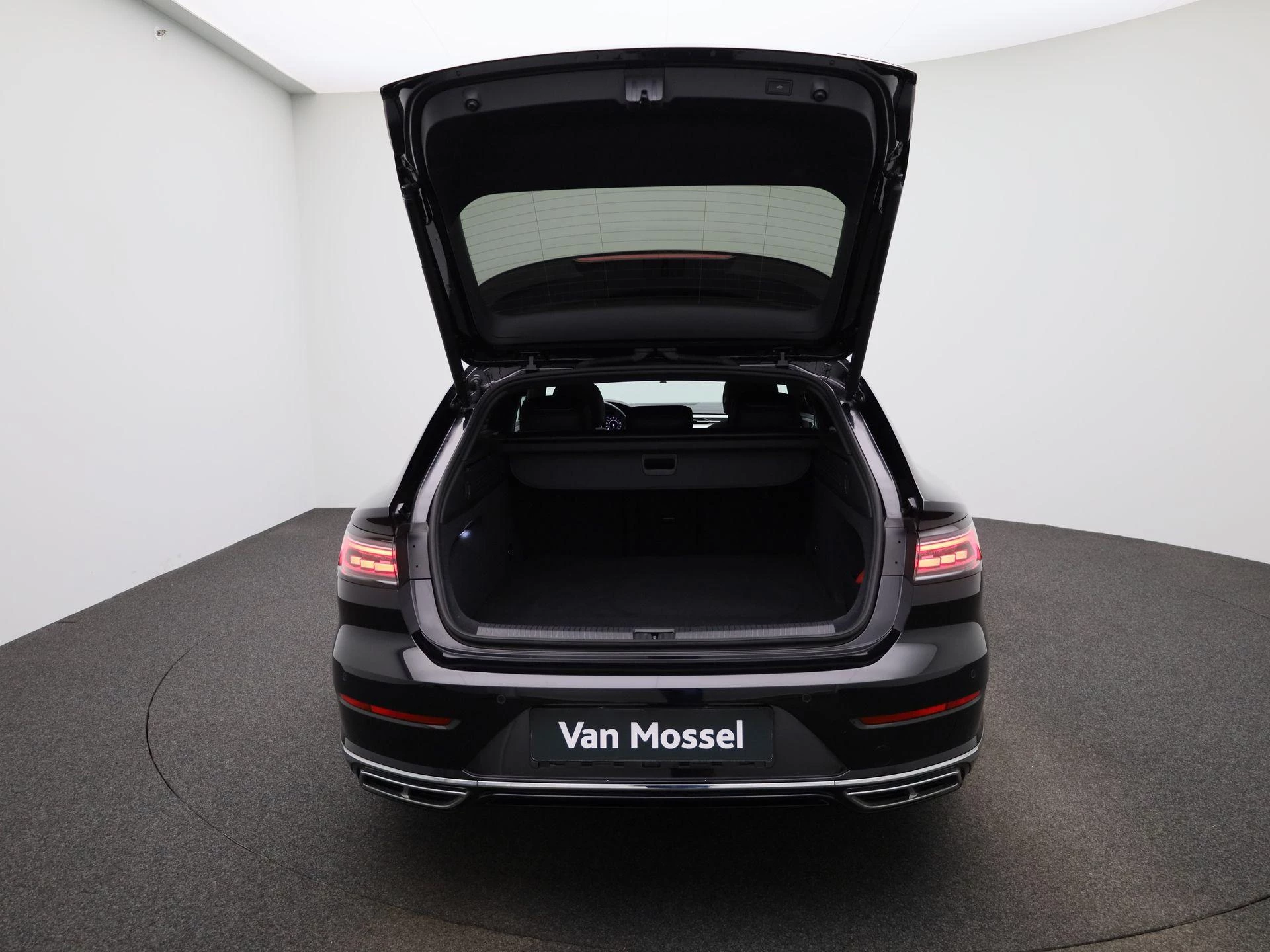 Volkswagen-Arteon-image-10