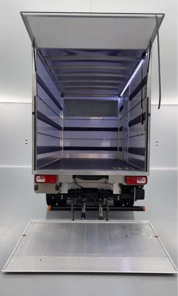 Volkswagen-Crafter-image-4
