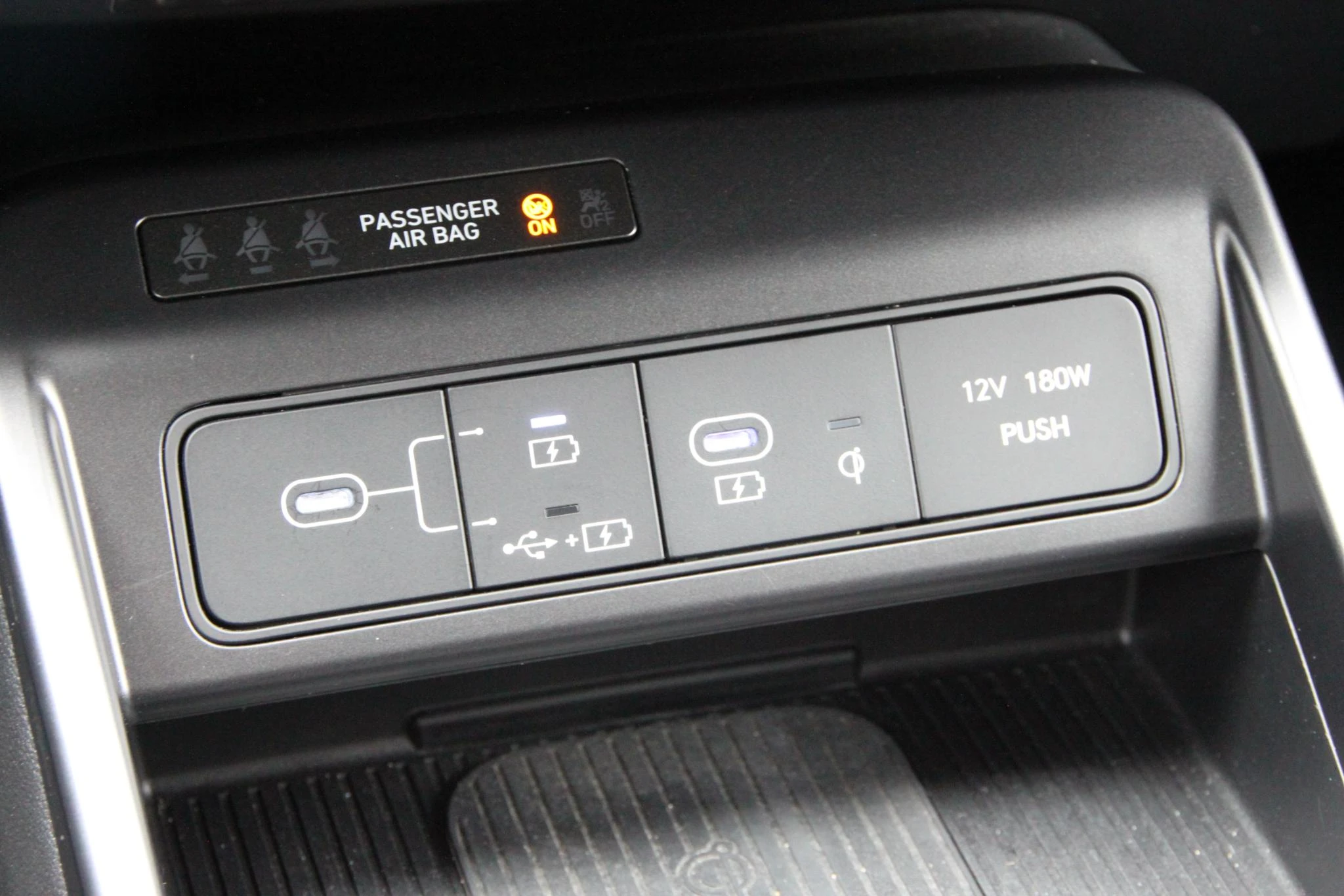 Hyundai-Kona-image-31