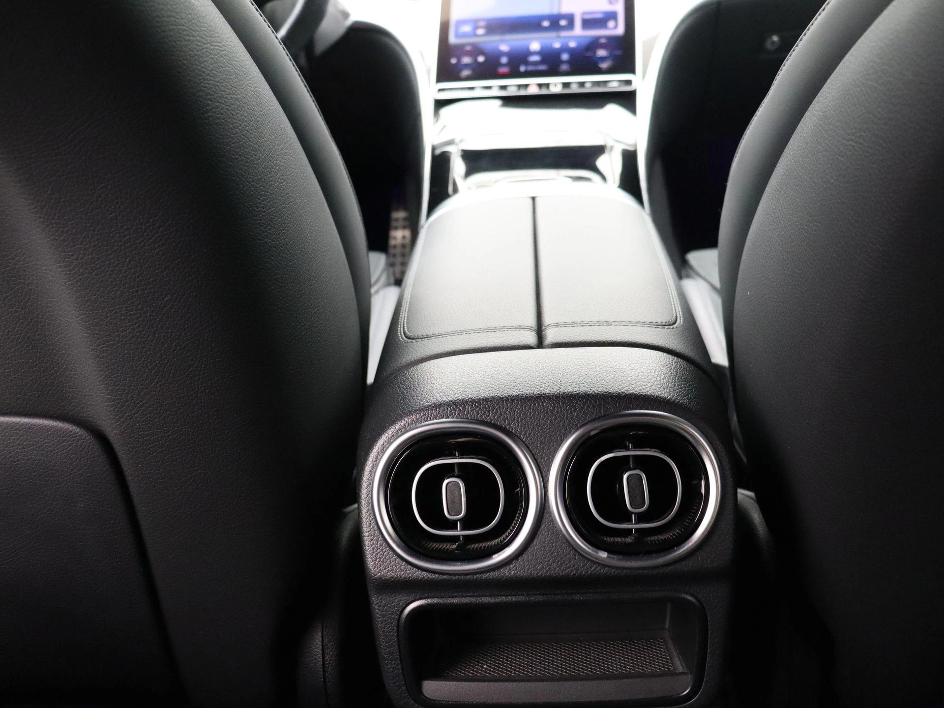 Mercedes-Benz C-Klasse 300 e AMG Line Berline + CARPLAY + LED + CAMERA + NIGHTPAKKET +