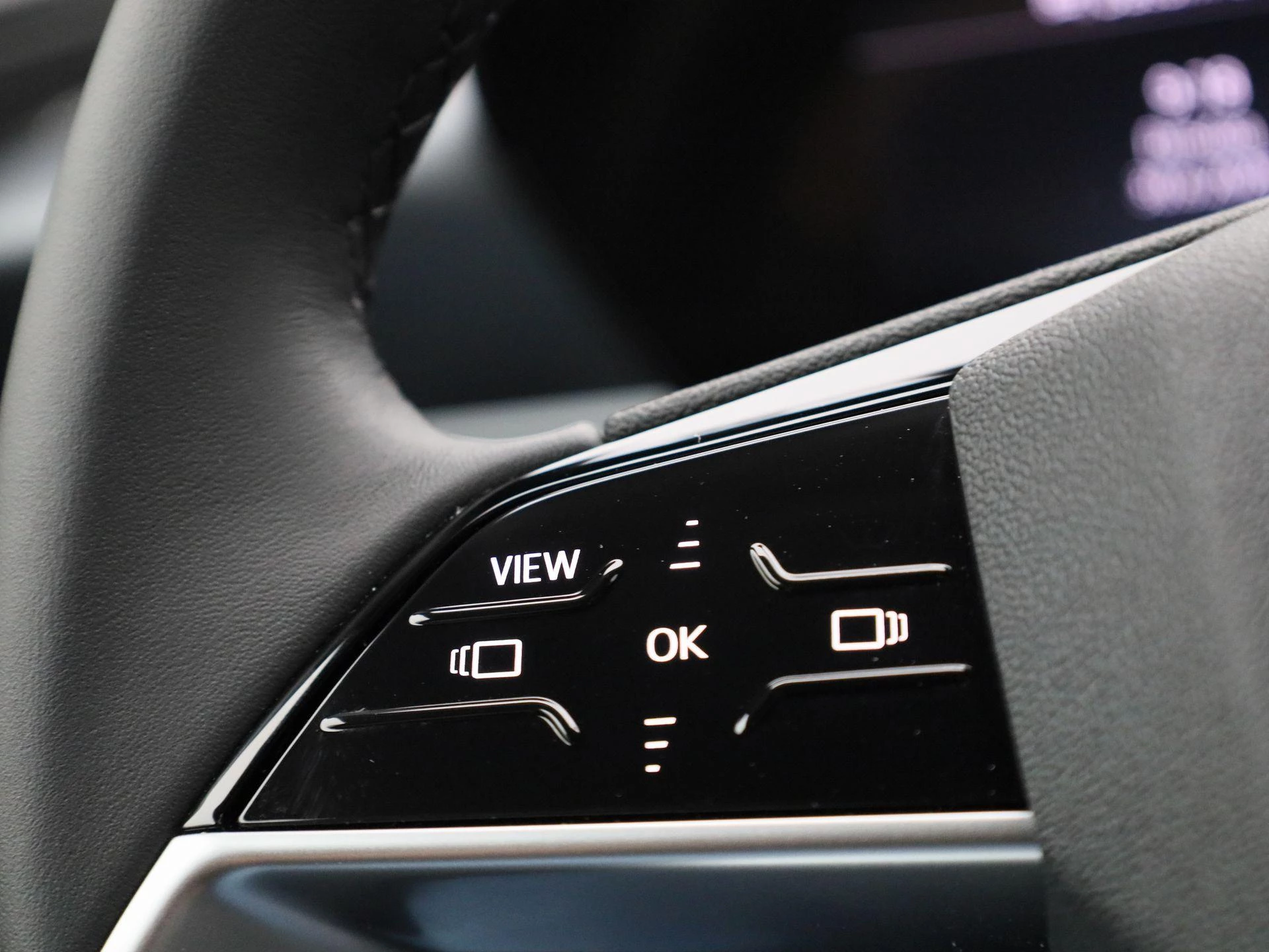 Audi-Q6 e-tron-image-17