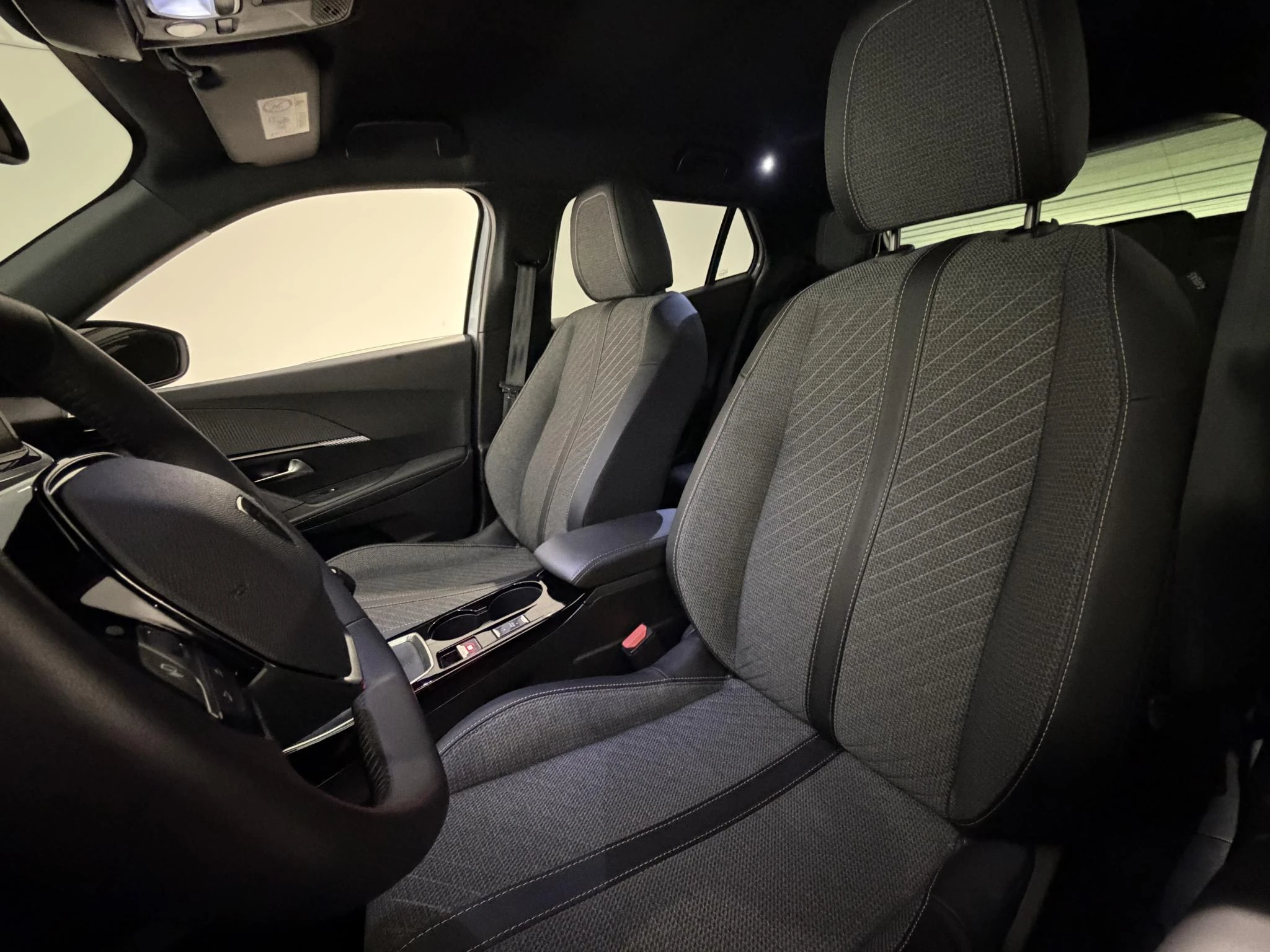 Peugeot-2008-image-20