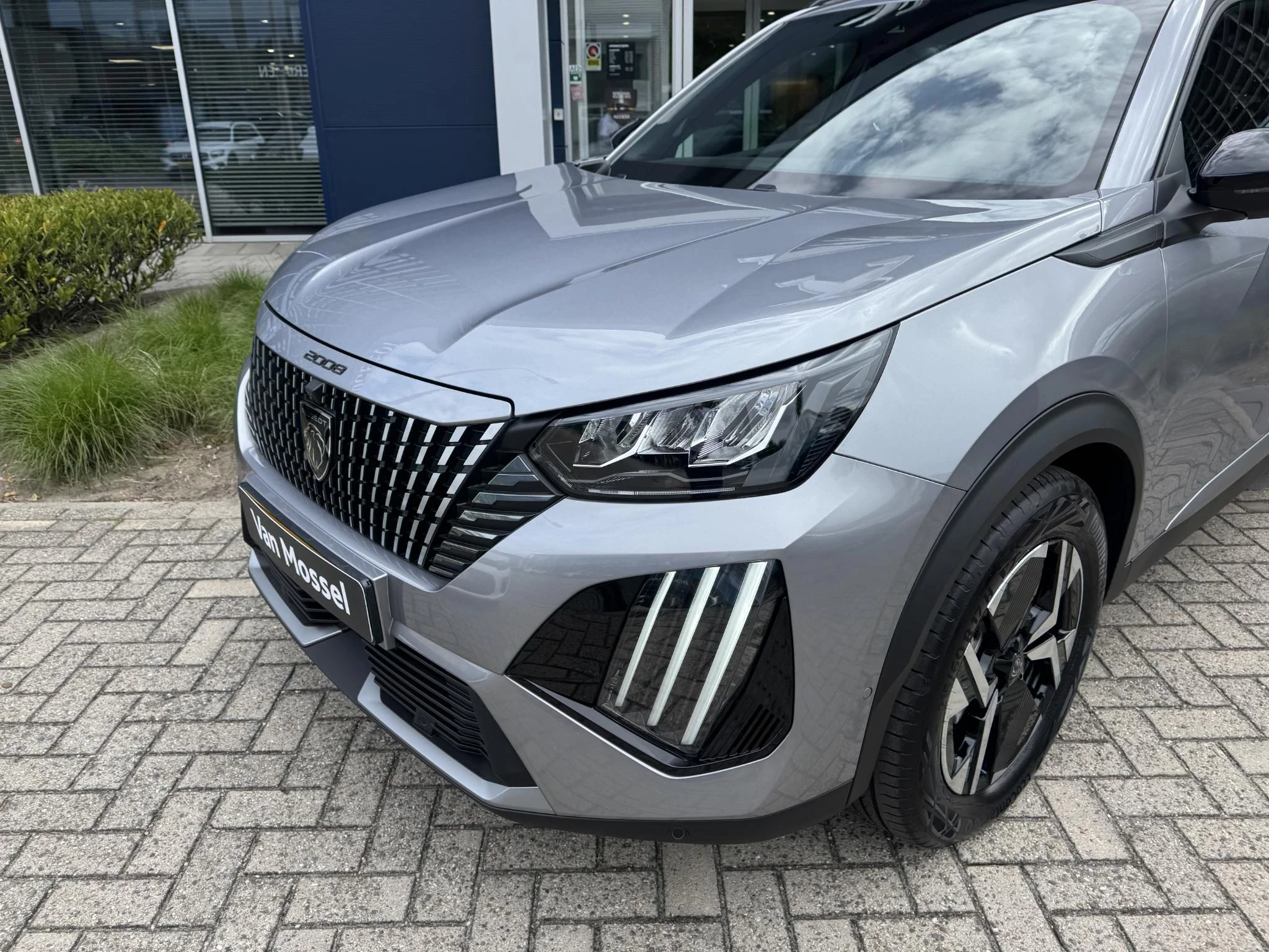 Peugeot-2008-image-8