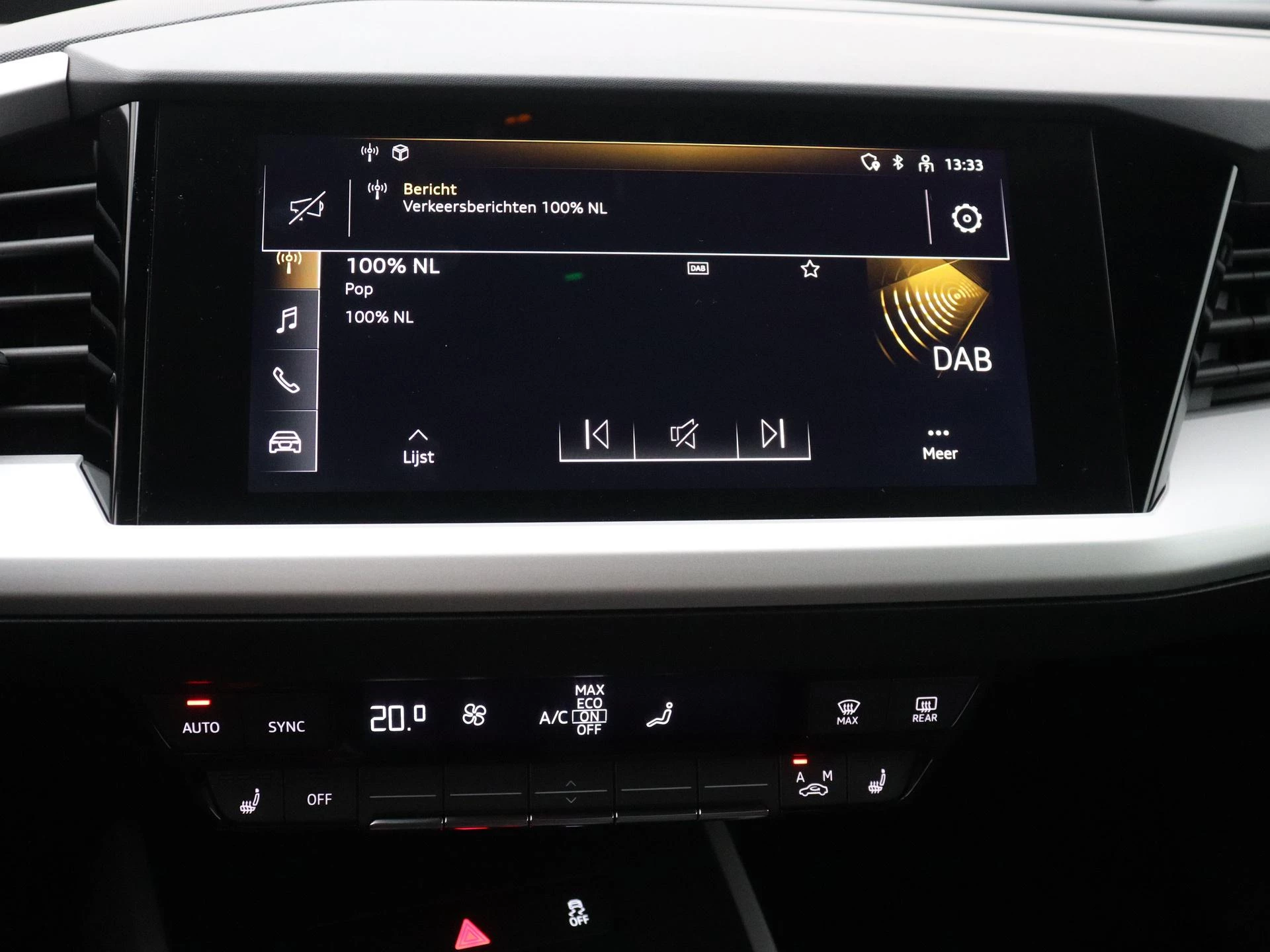 Audi-Q4 e-tron-image-13