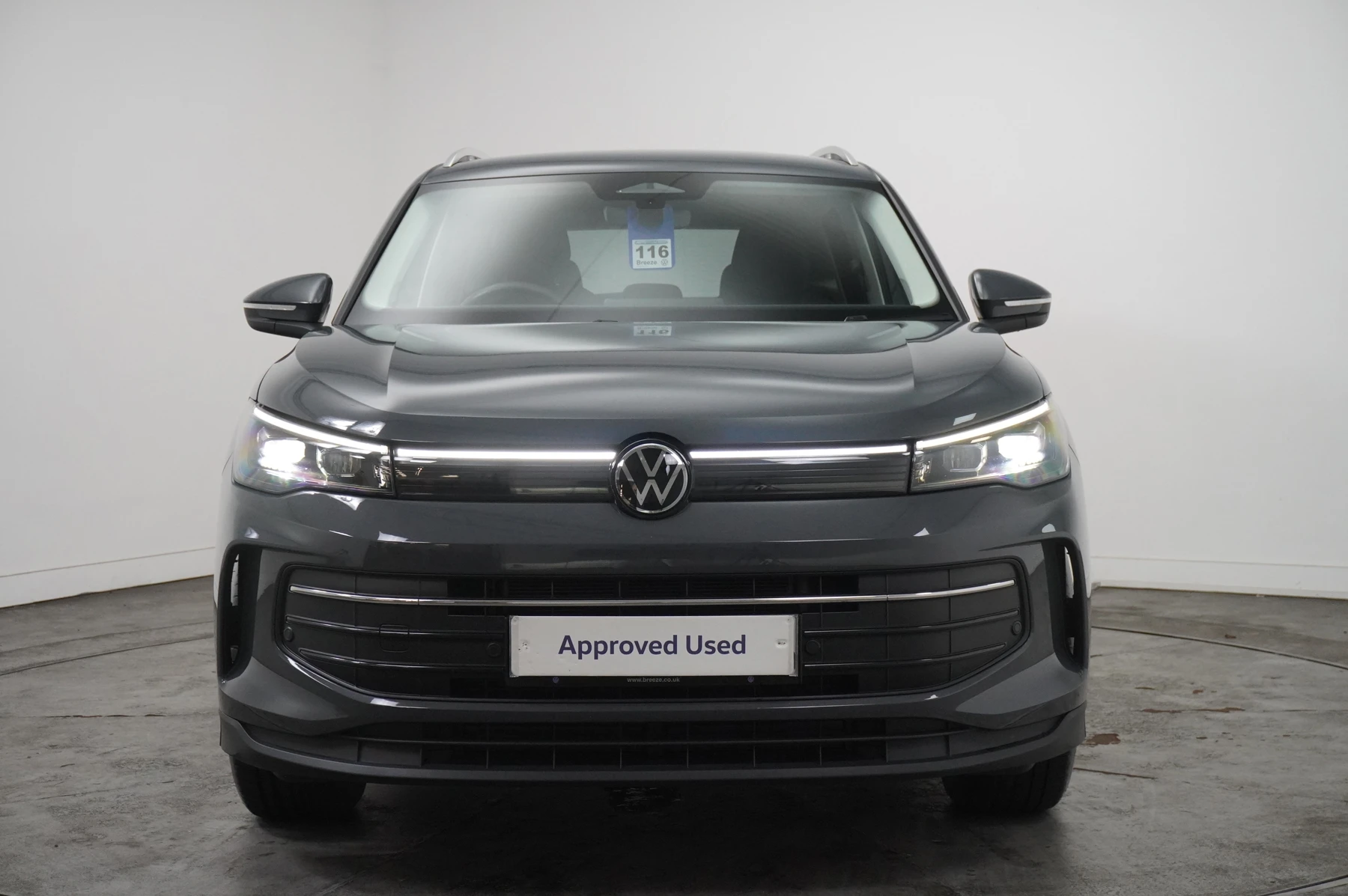Volkswagen-Tiguan-image-6
