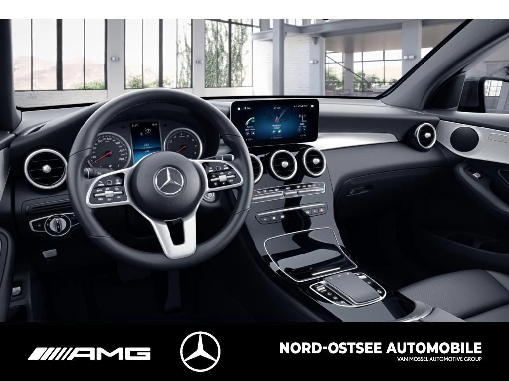 Mercedes-Benz GLC 200 4M COUPÉ MBUX LED TEMPO KAMERA SHZ AHK