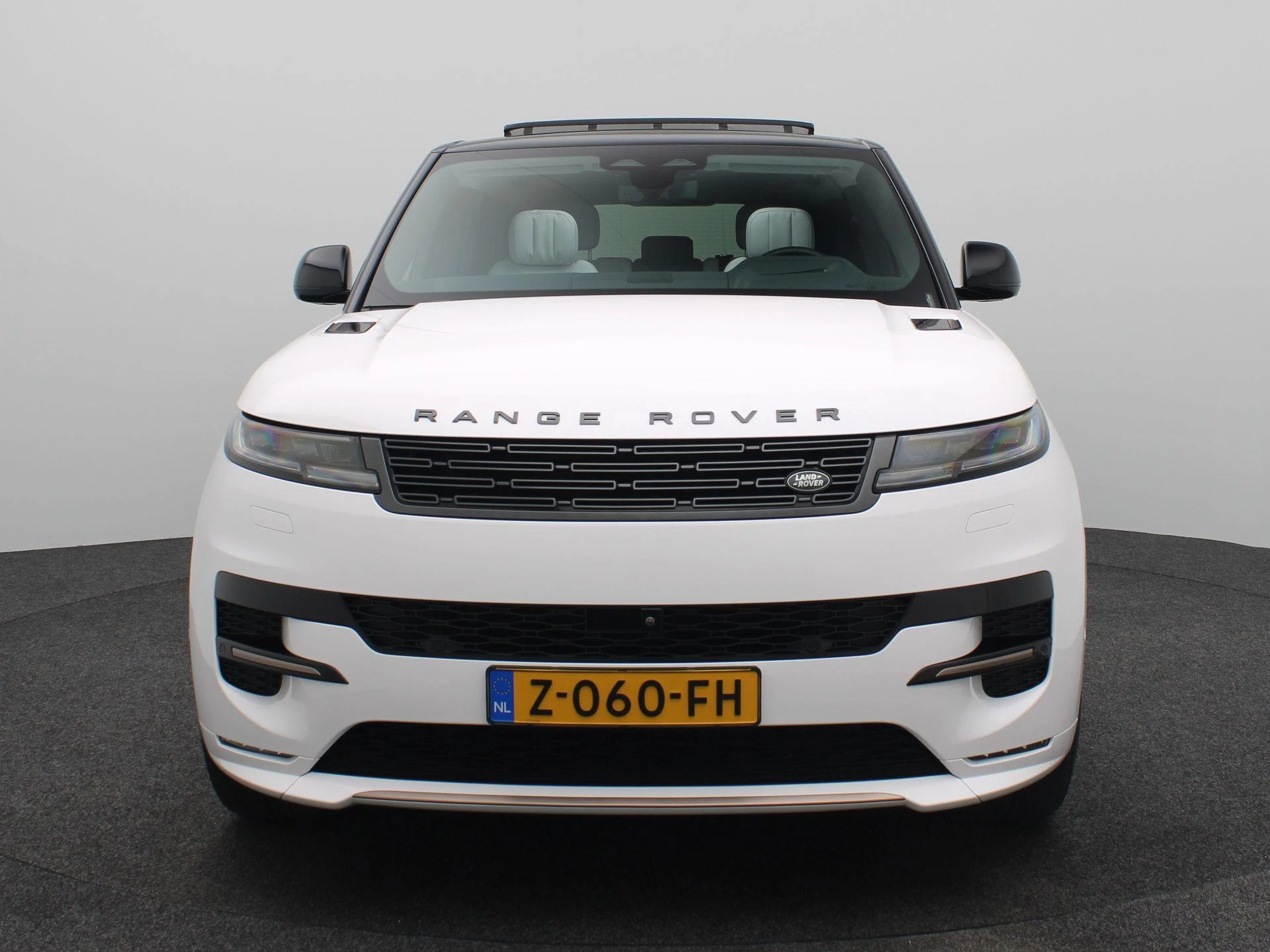 Land Rover-Range Rover Sport-image-2
