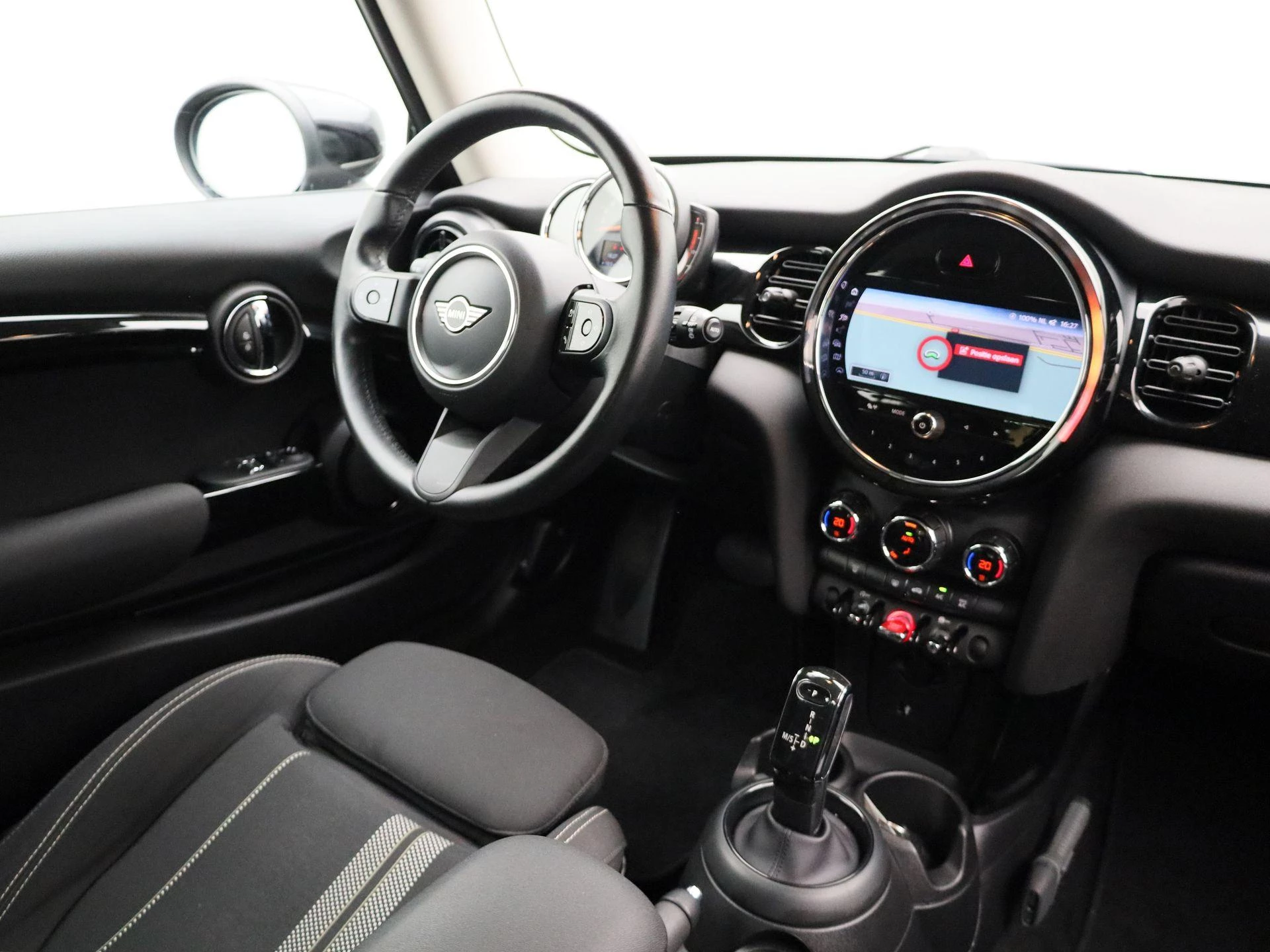 MINI-Cooper S-image-6