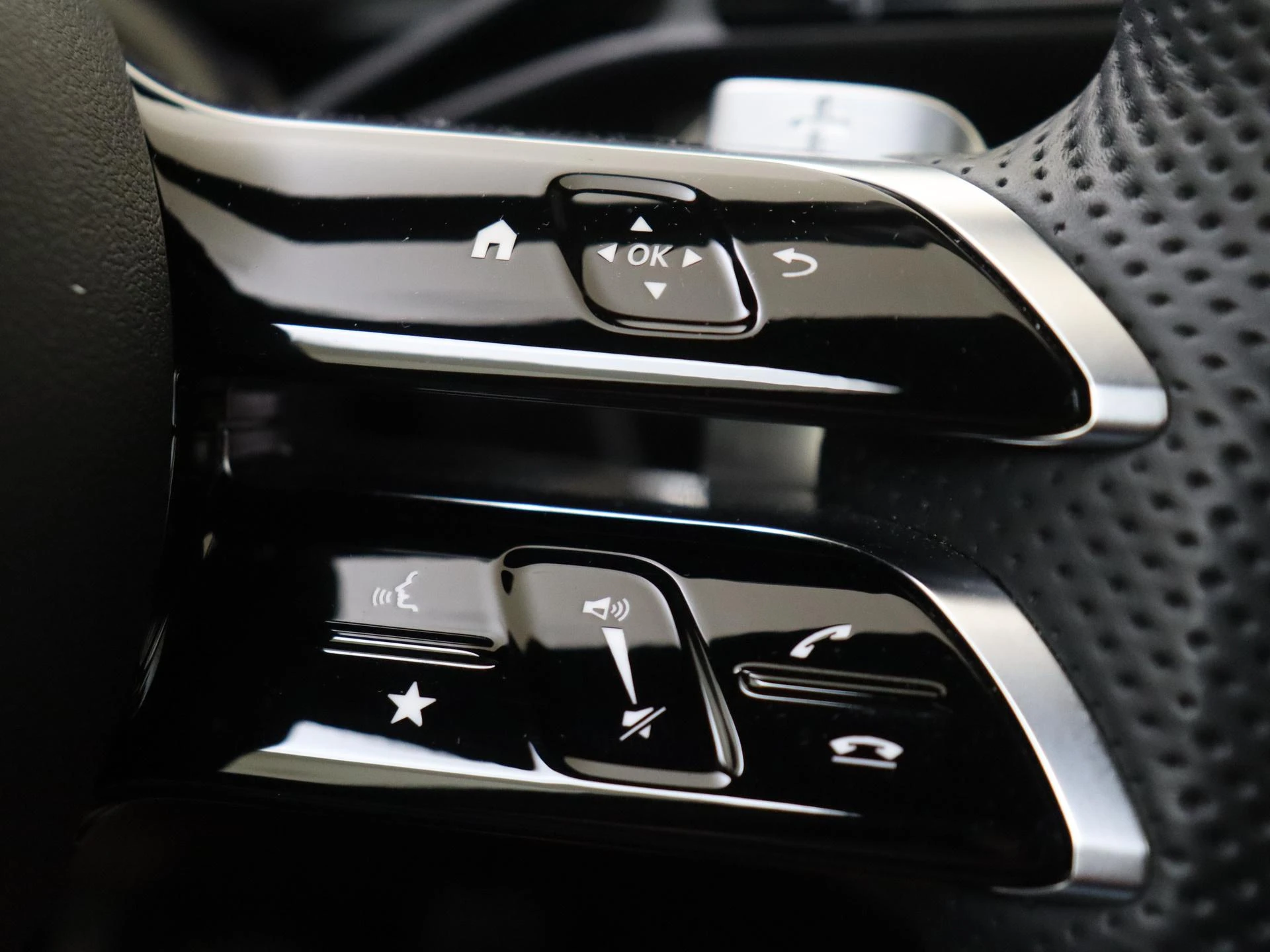 Mercedes-Benz-E-Klasse-image-17