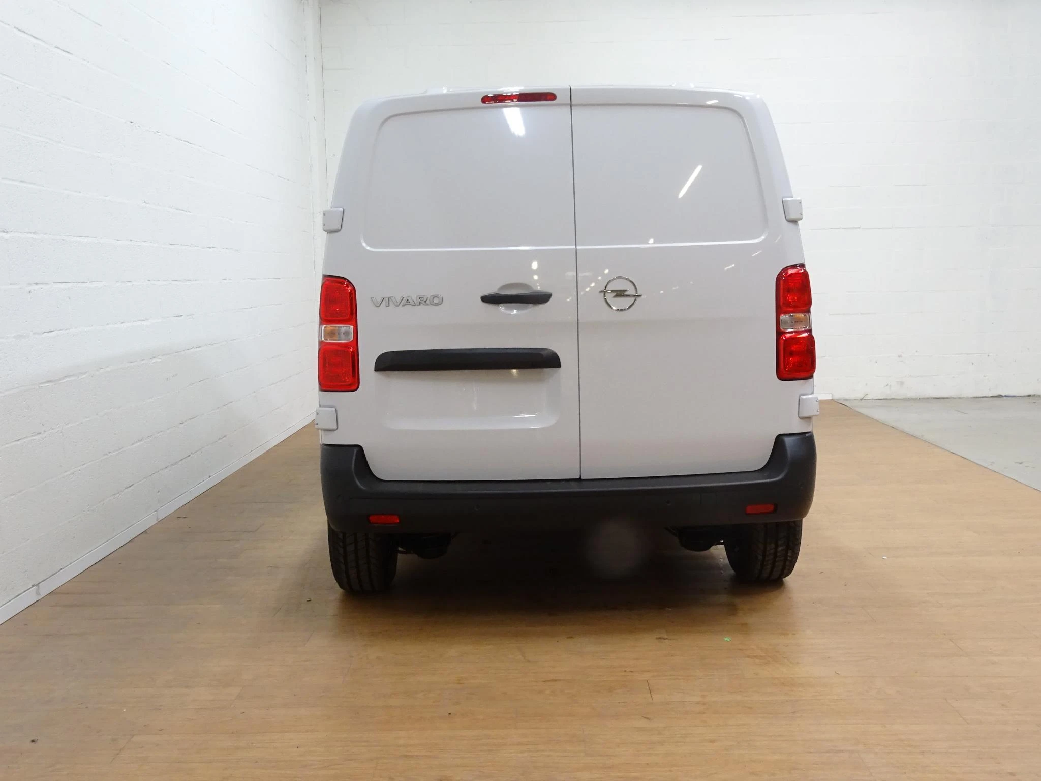 Opel-Vivaro-image-7