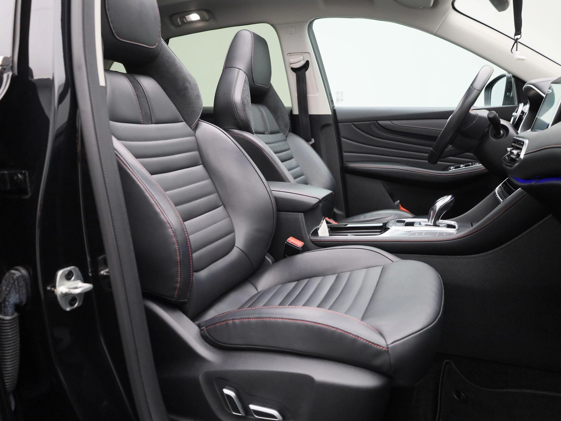 MG EHS 1.5 TGDI Luxury