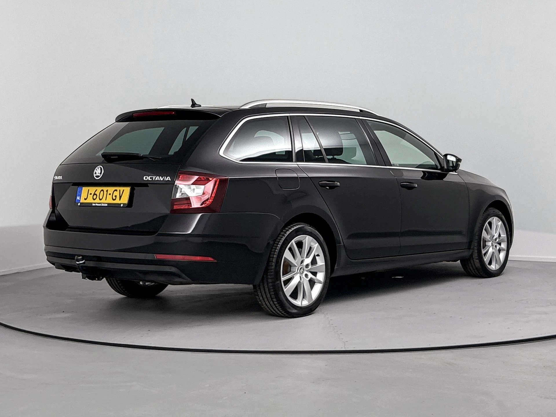 Škoda-Octavia-image-3