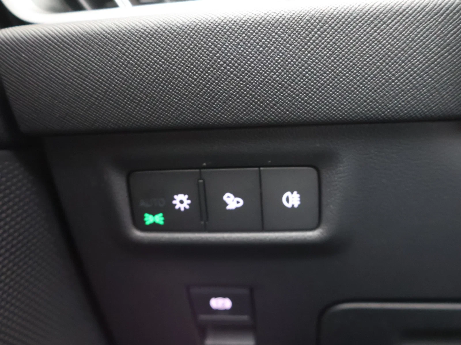 Škoda Kodiaq PHEV Kodiaq Sportline PHEV 1.5TSI 204PK *AUTOMAAT*PANO*SPORTSEATS*NAVI*APP CONNECT*BLTH*CRUISE*PDC*...