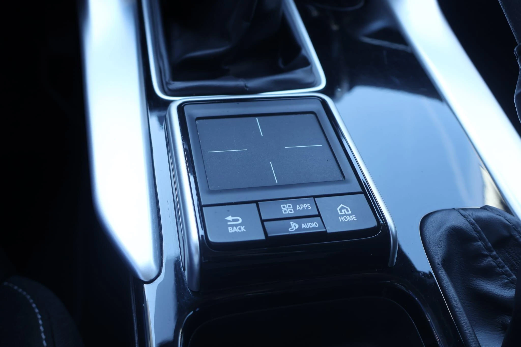 Mitsubishi-Eclipse Cross-image-21