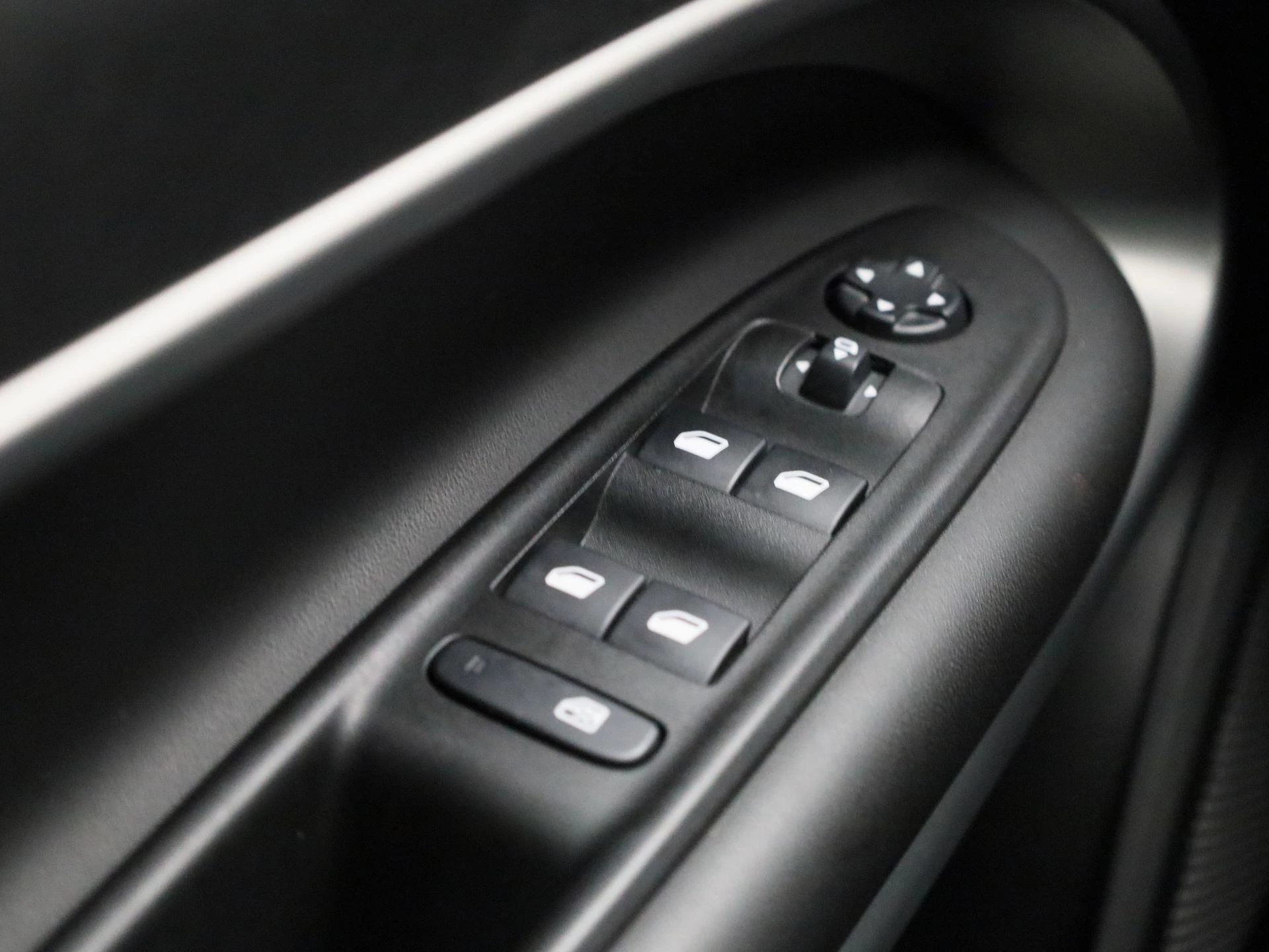 Jeep Avenger 54kWh 1st Edition