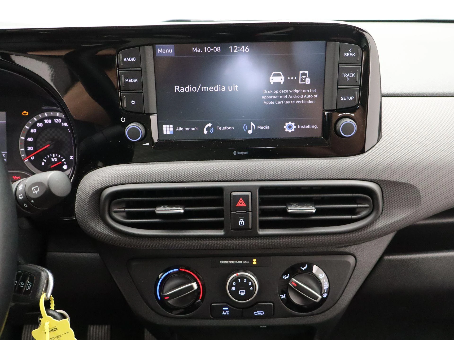 Hyundai-i10-image-9