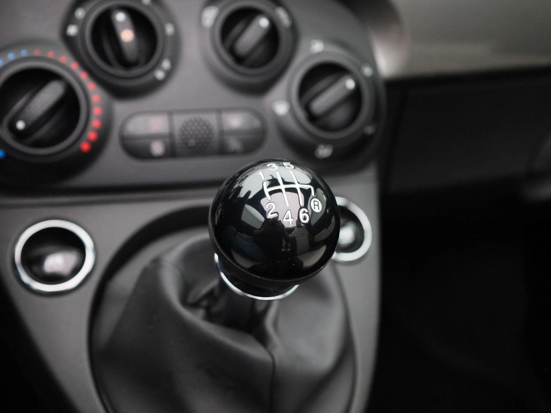 Fiat-500C-image-9