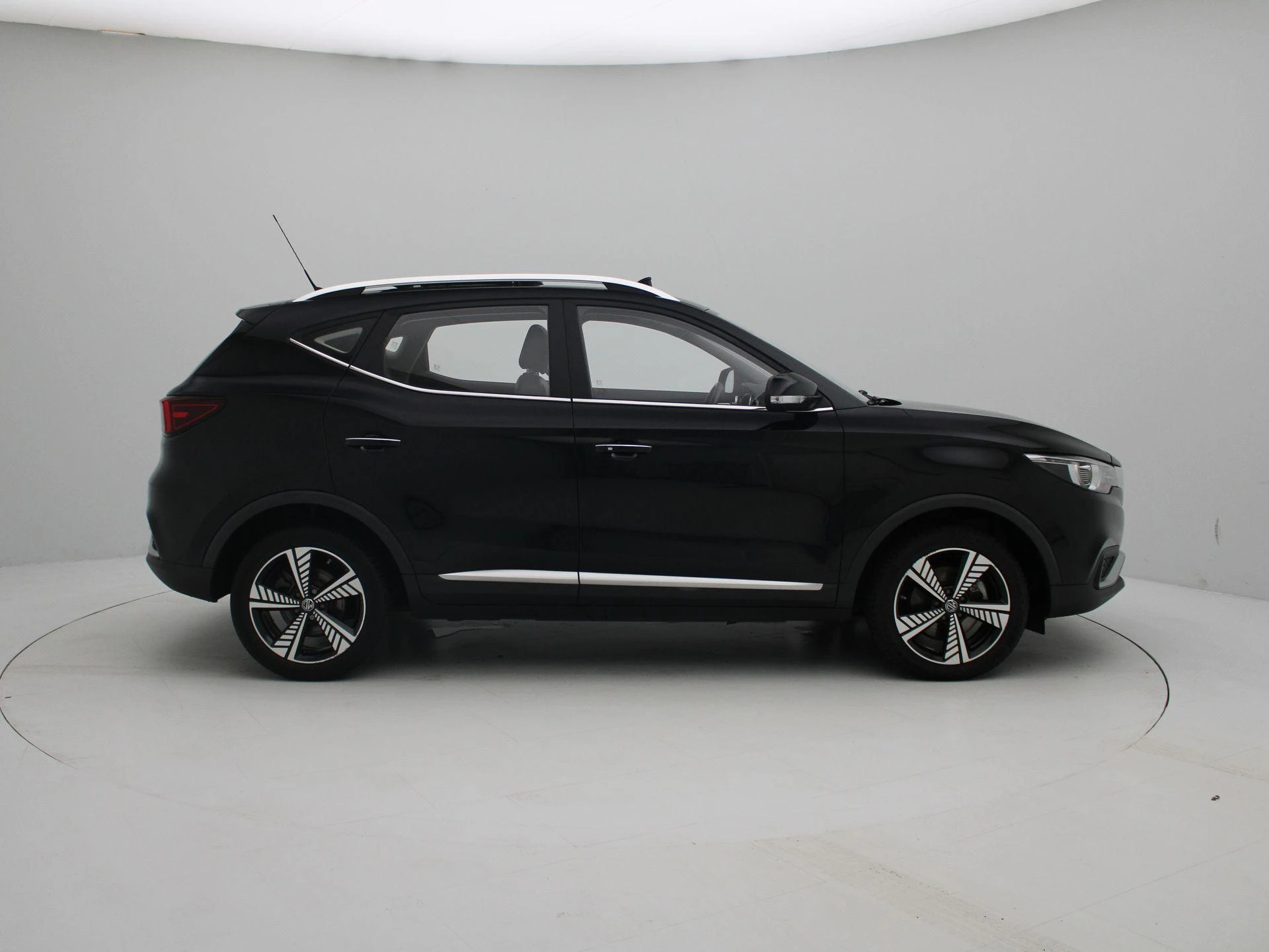 MG-ZS EV-image-6