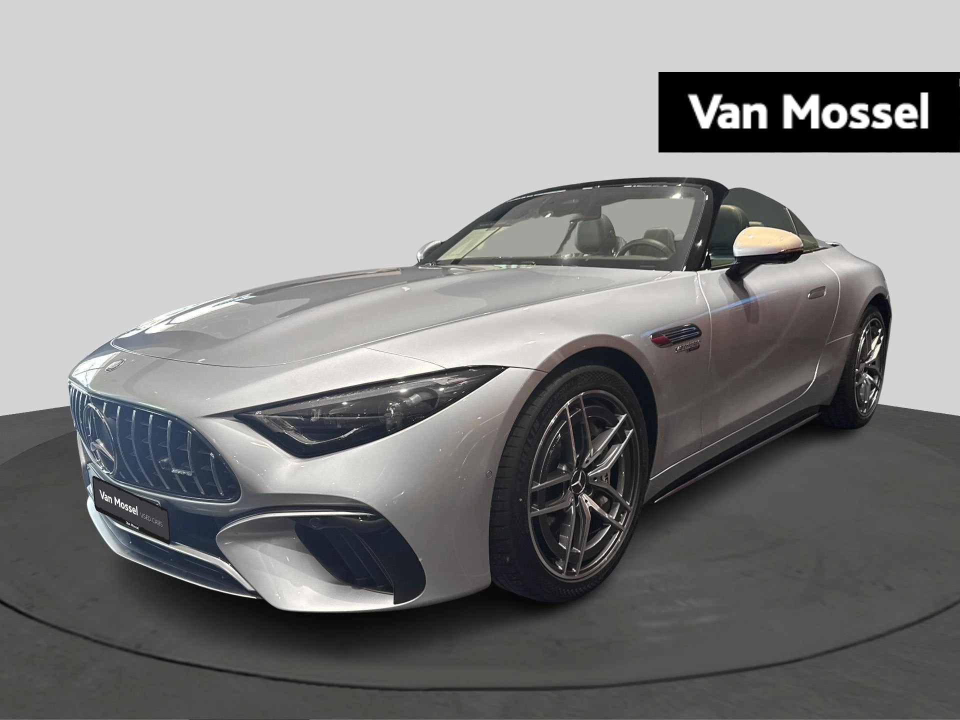 Mercedes-Benz-SL-image-0