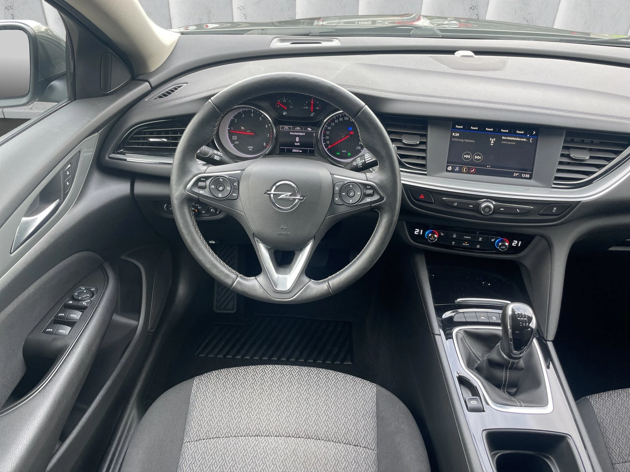 Opel-Insignia-image-11