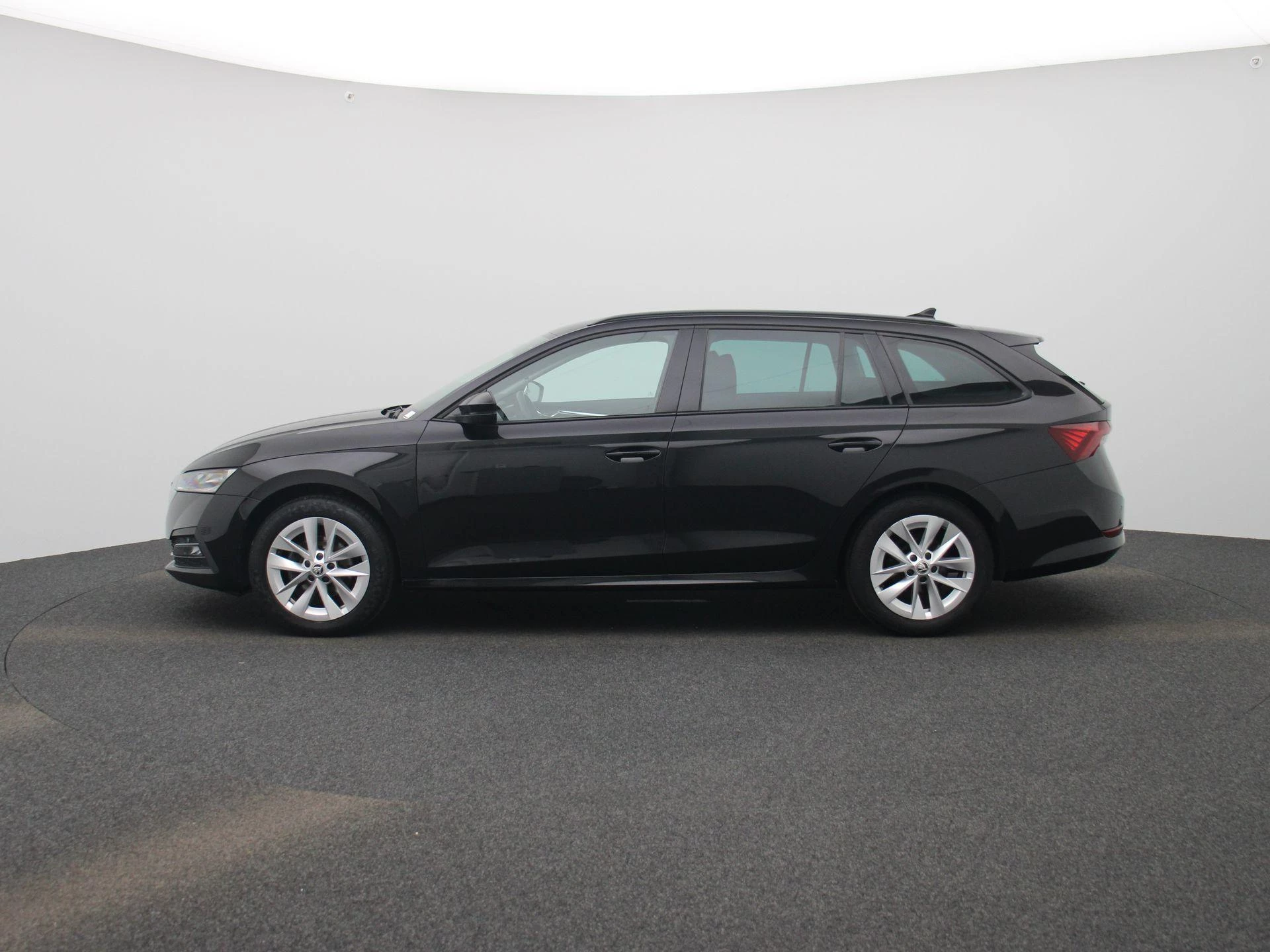 Škoda Octavia Combi 1.5 e-TSI Business Edition Plus