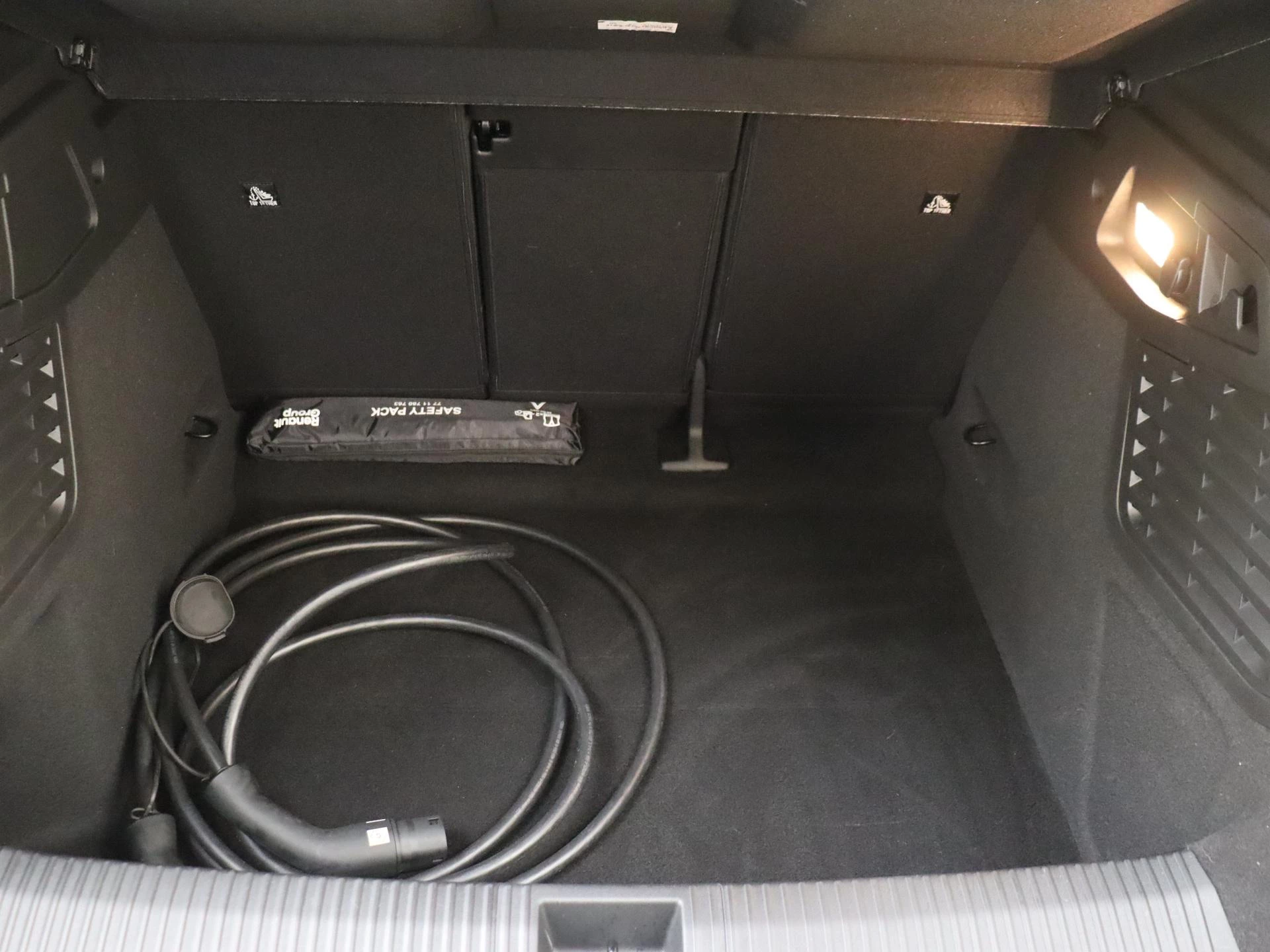 Renault-Scénic-image-23