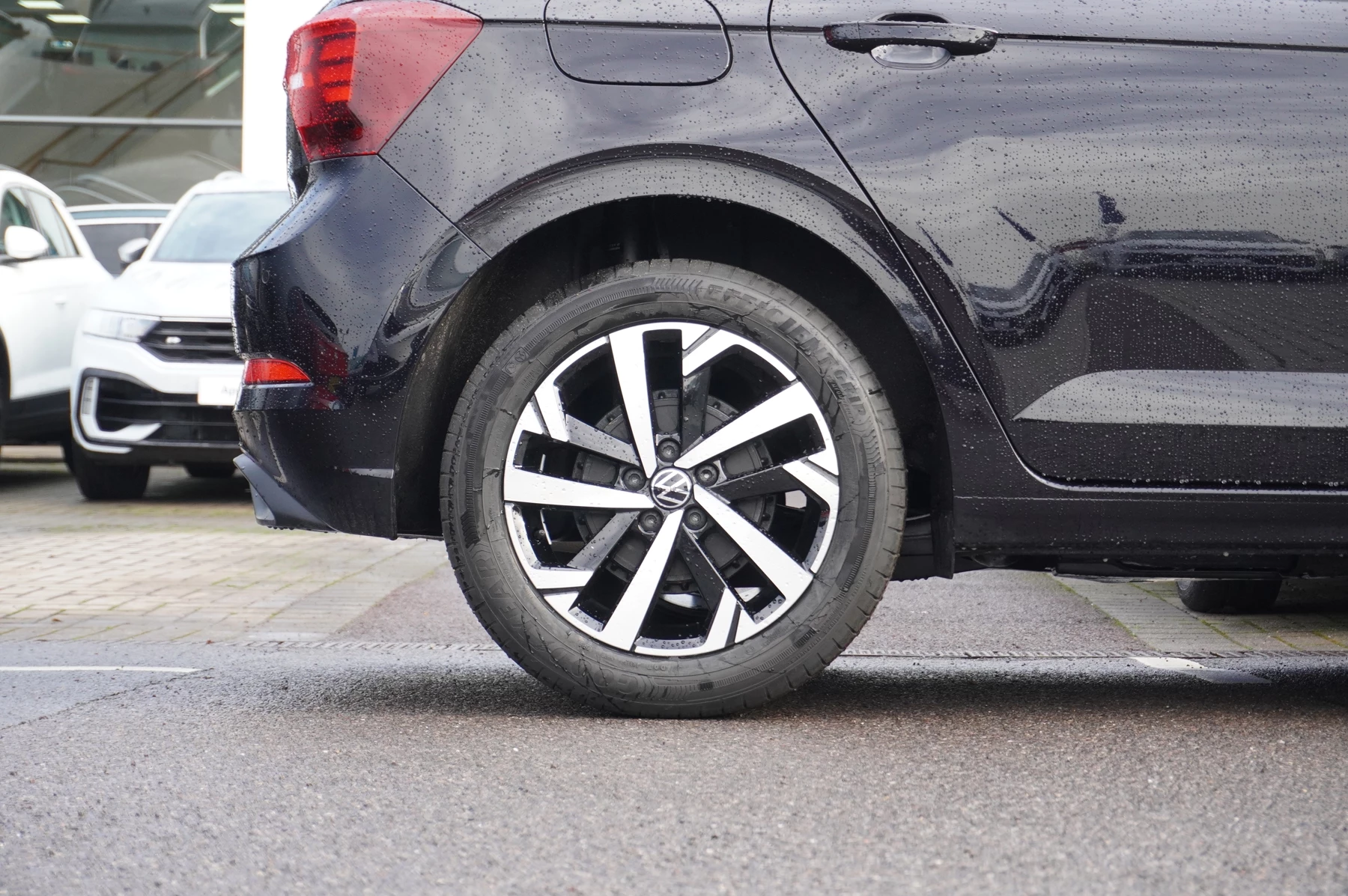 Volkswagen-Polo-image-20