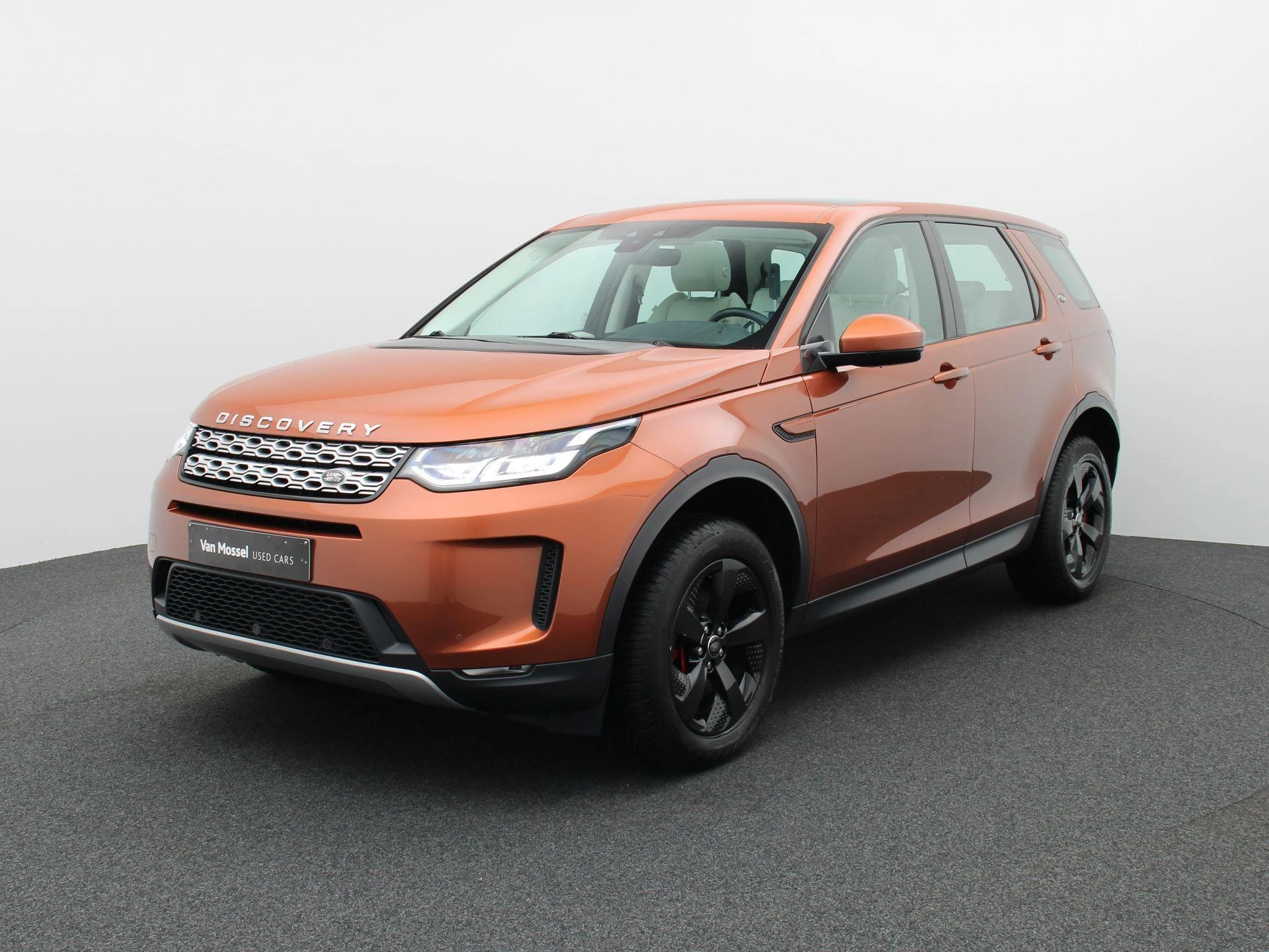 Land Rover-Discovery Sport-image-0