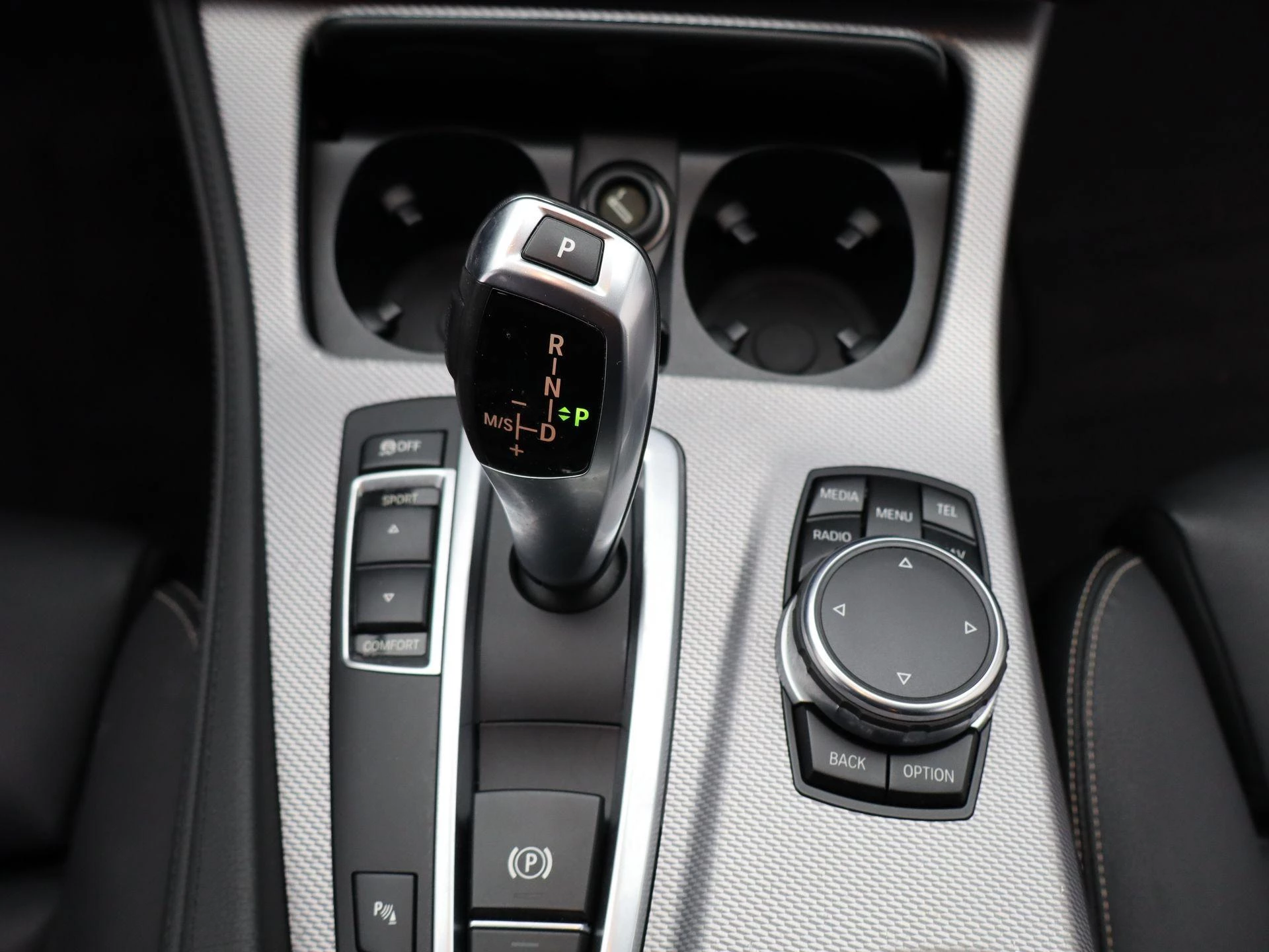 BMW-5 Serie-image-17