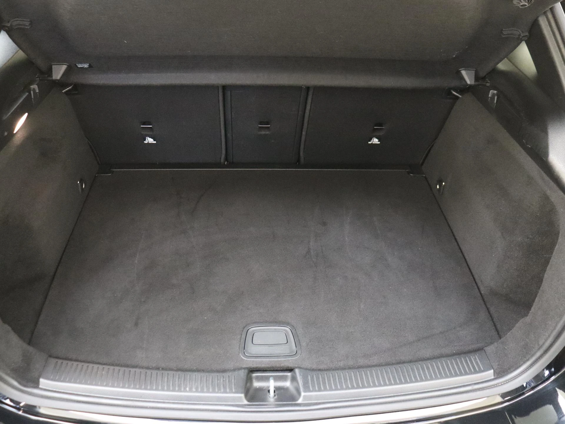 Mercedes-Benz-B-Klasse-image-30