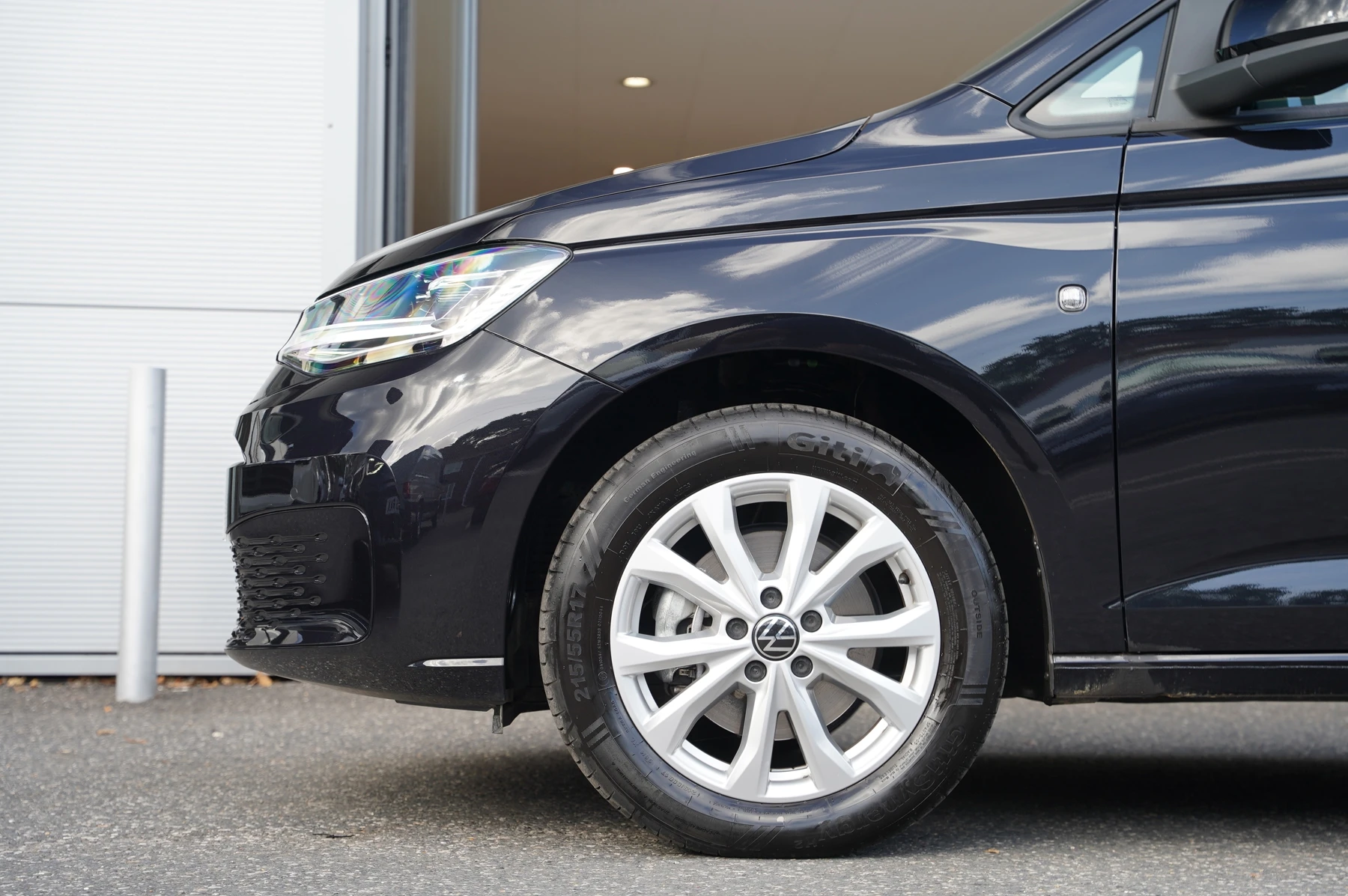 Volkswagen-Caddy-image-4