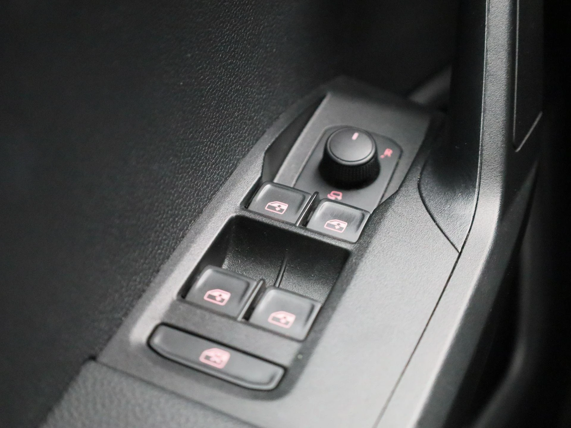 SEAT-Ibiza-image-26